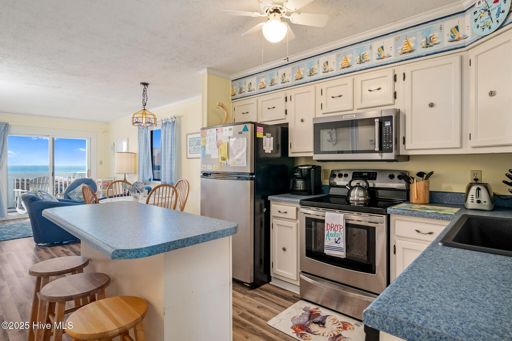 1068 Ocean Boulevard # 1b Property Photo 11