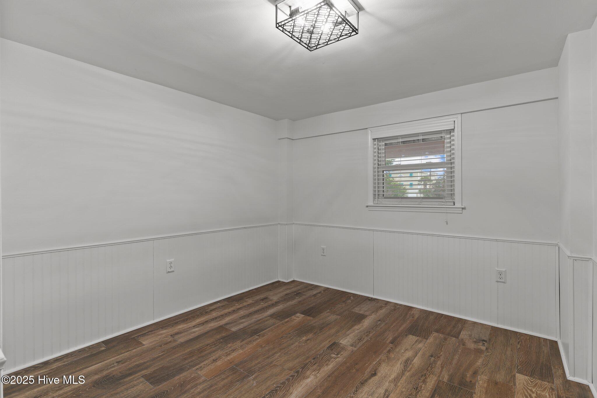925 General Whiting Boulevard Property Photo 11