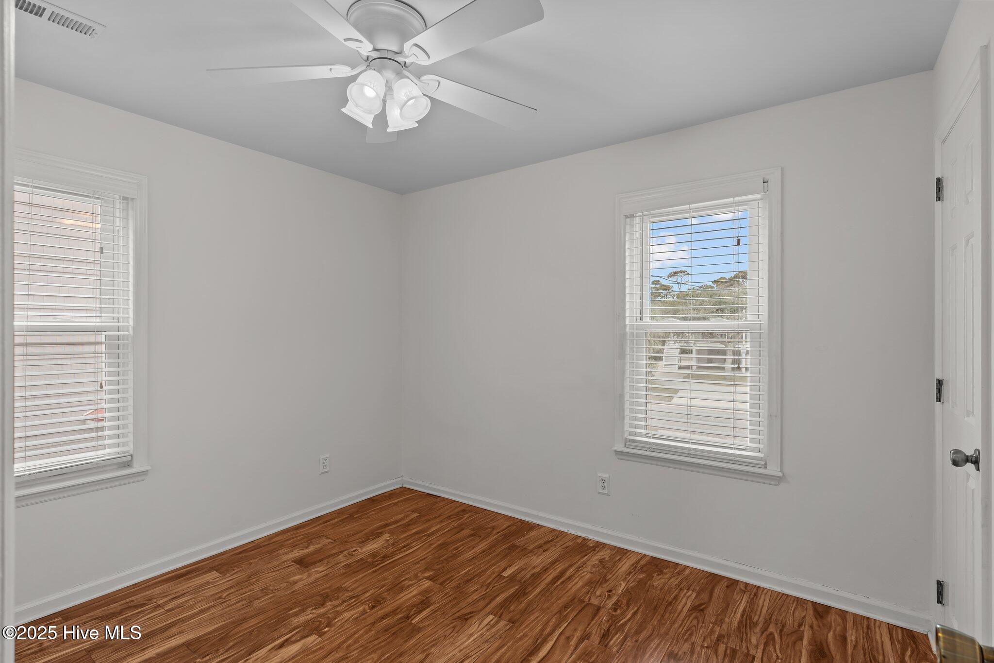 925 General Whiting Boulevard Property Photo 14