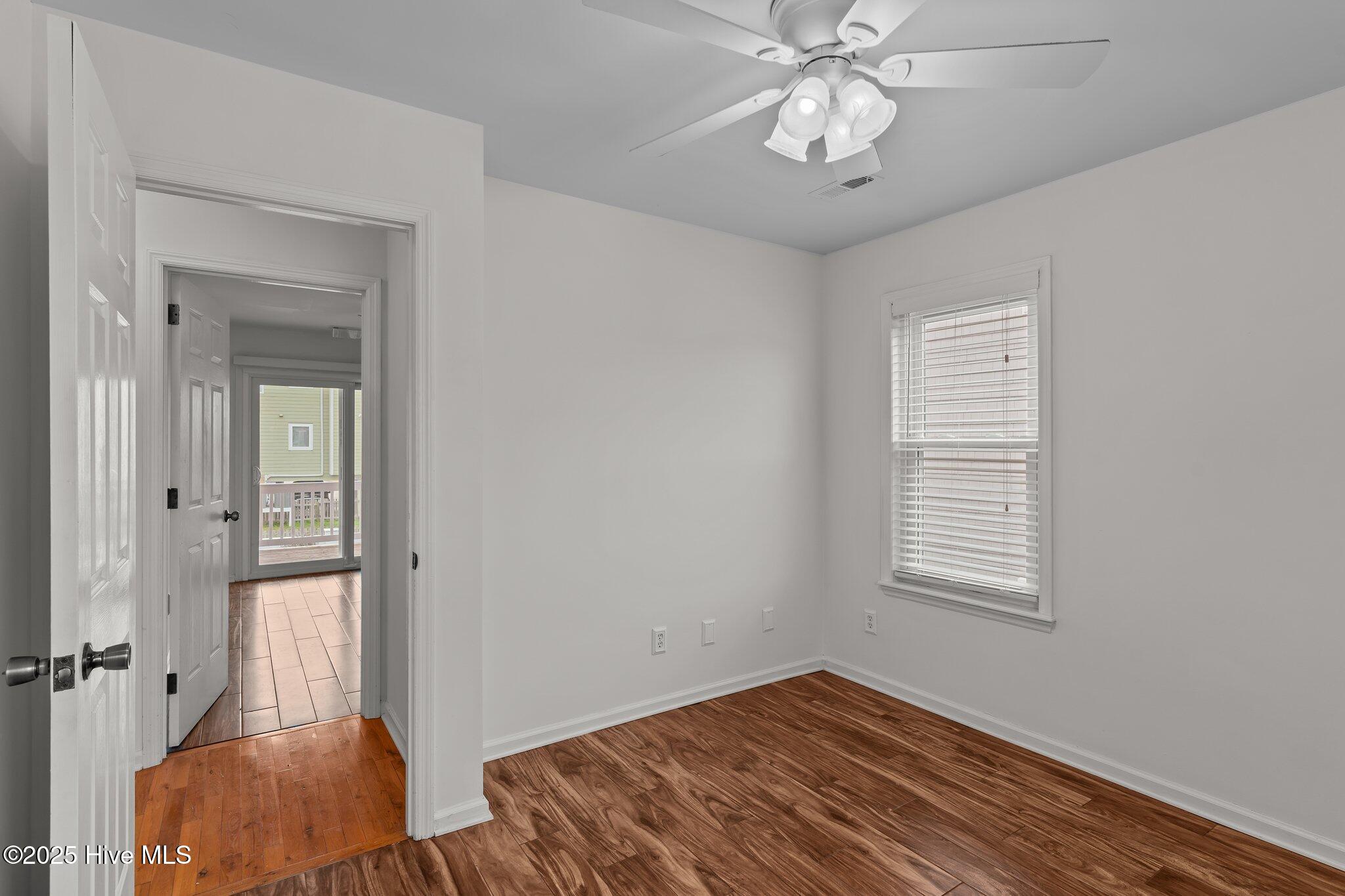 925 General Whiting Boulevard Property Photo 15
