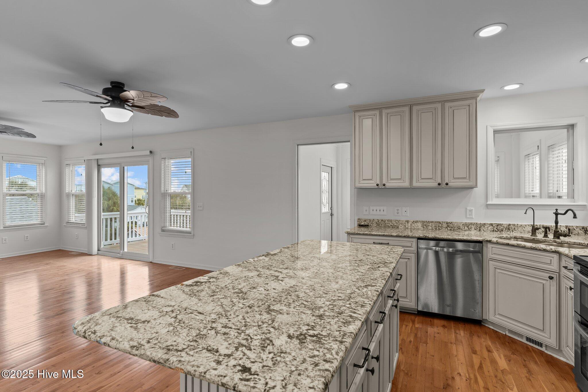 925 General Whiting Boulevard Property Photo 27