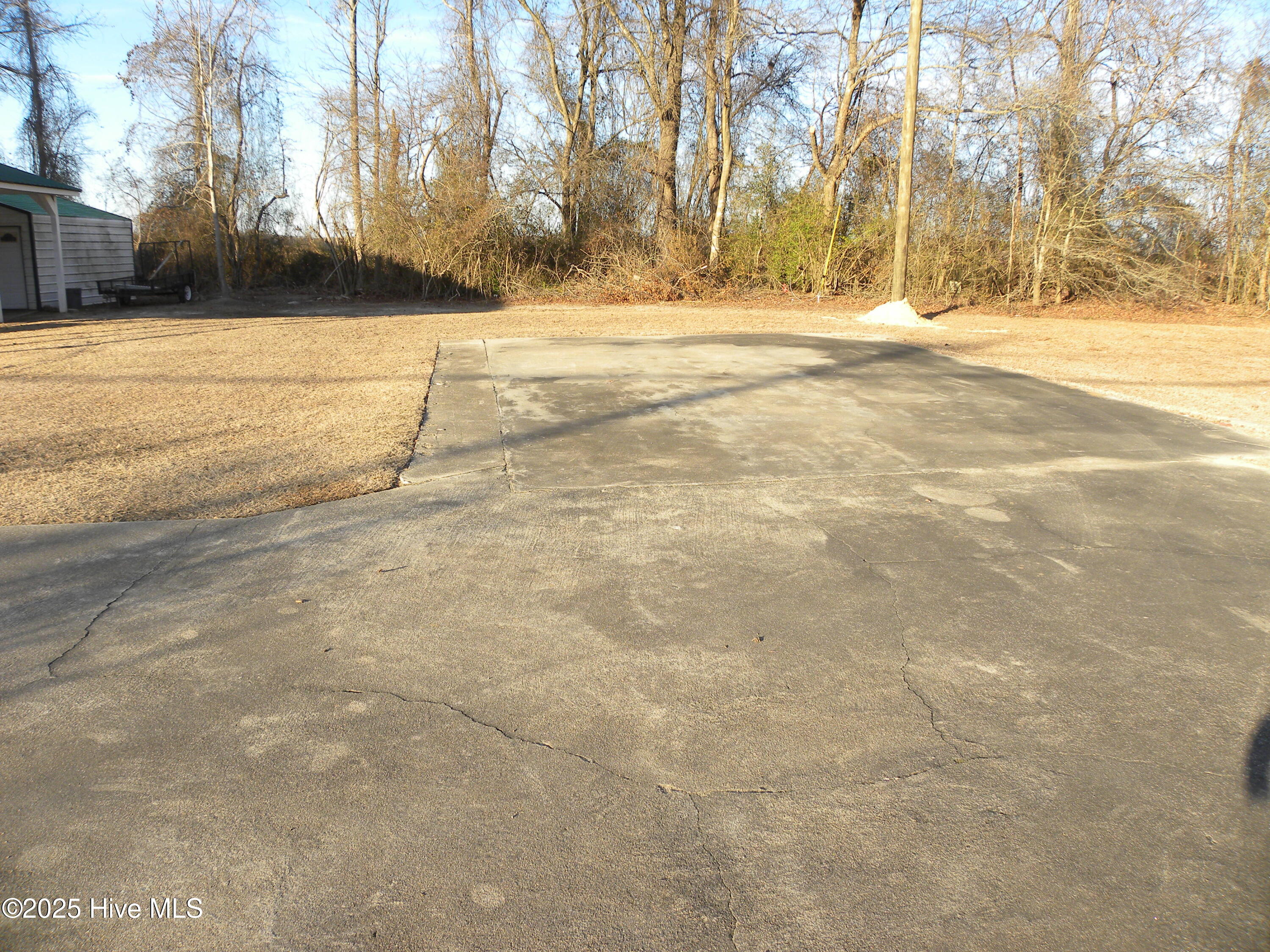 727 Greenwood Boulevard Property Photo
