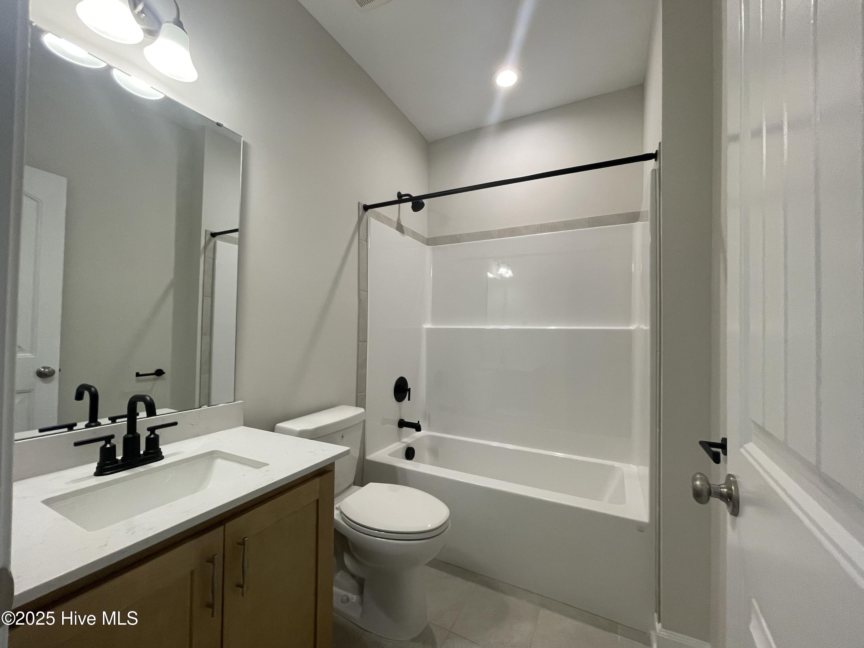 645 Watauga Lane Property Photo 4