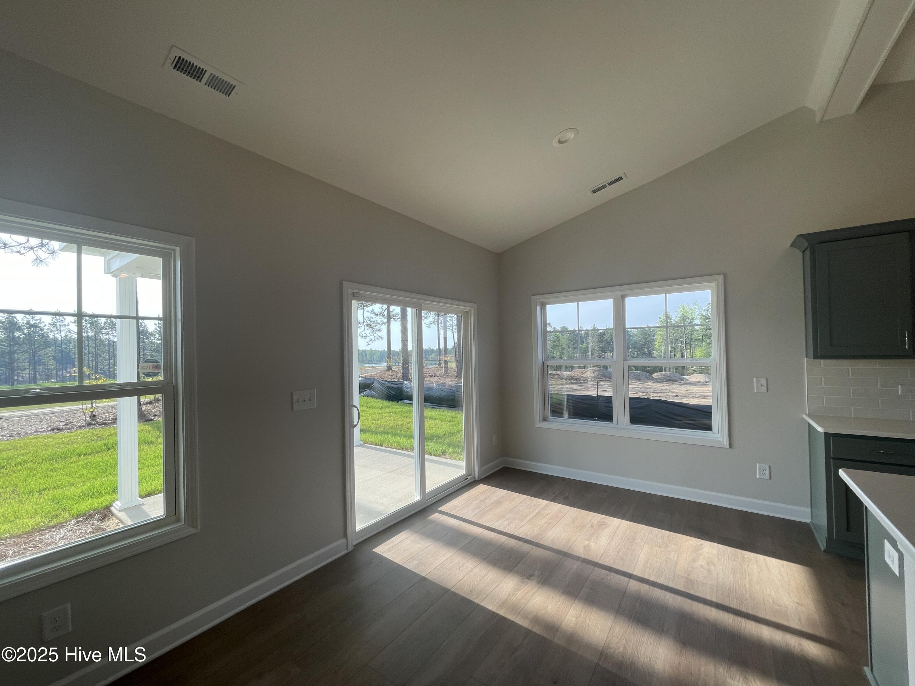 645 Watauga Lane Property Photo 10