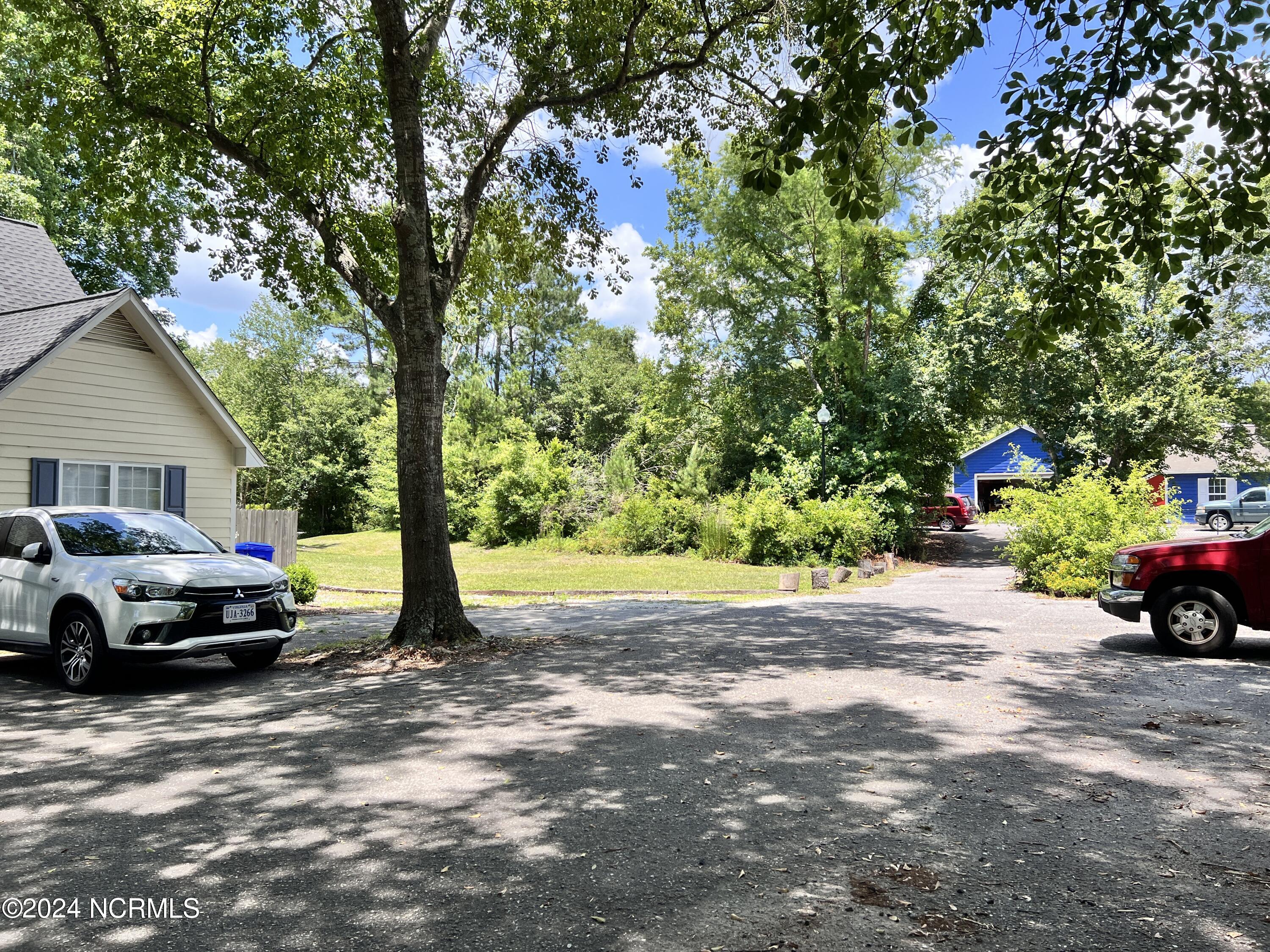 208 Country Haven Drive A Property Photo 3