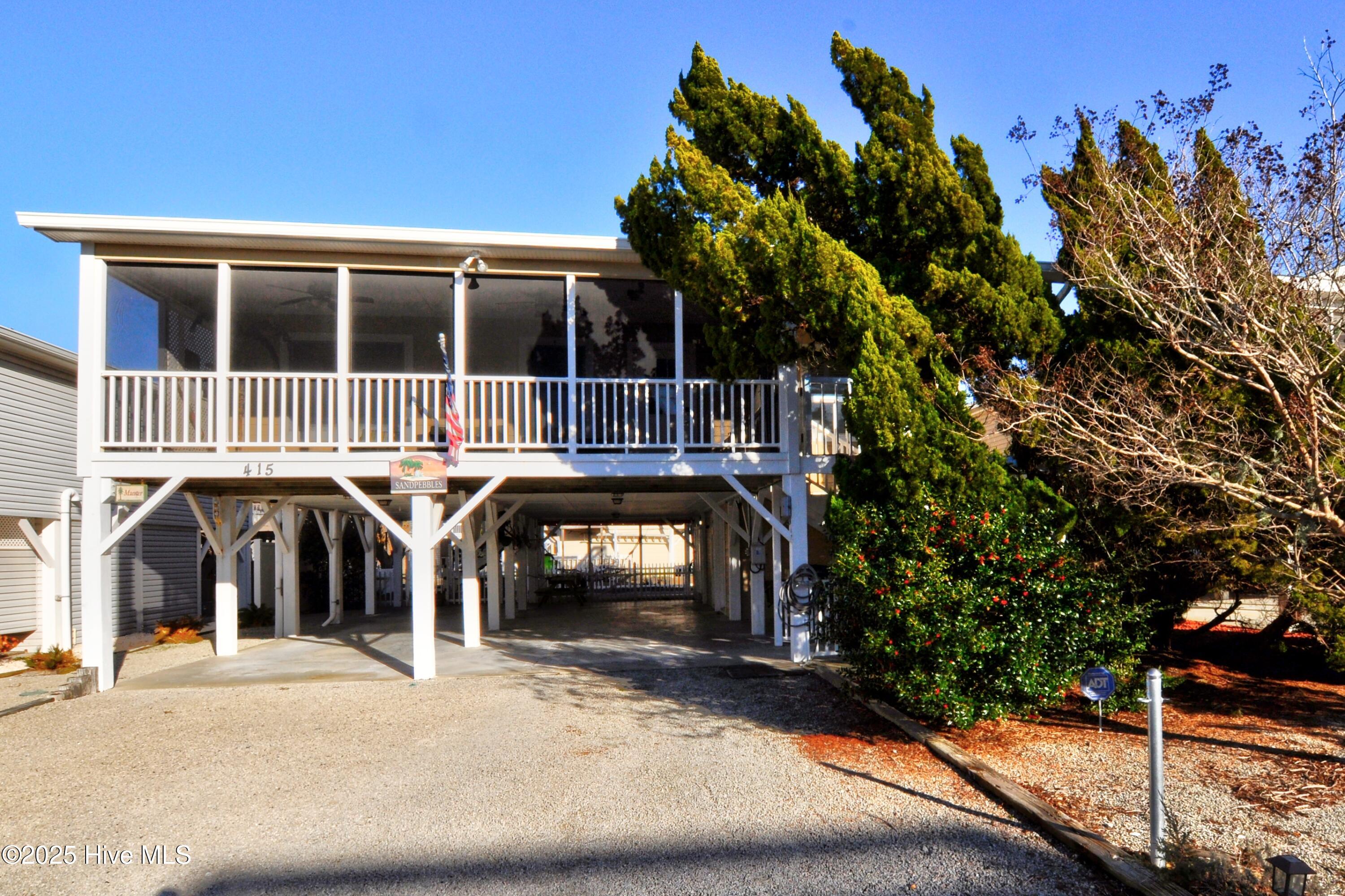 415 4th Street Property Photo 2