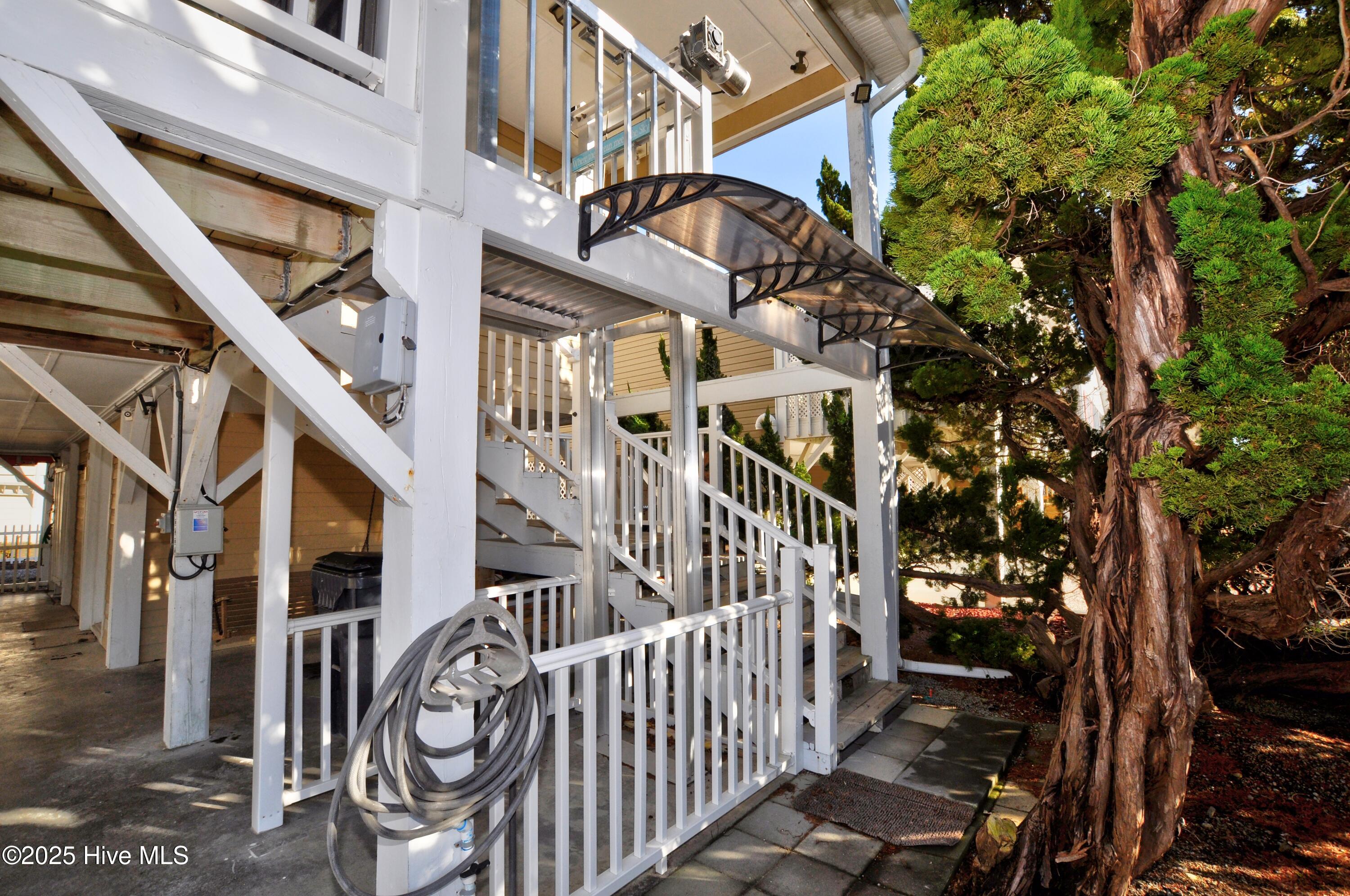 415 4th Street Property Photo 4