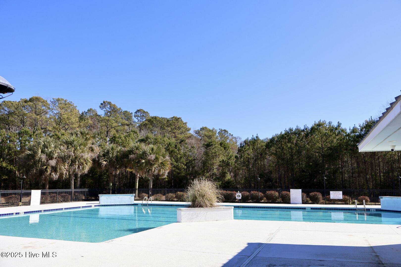 2543 Mendal Ct Court Property Photo 3