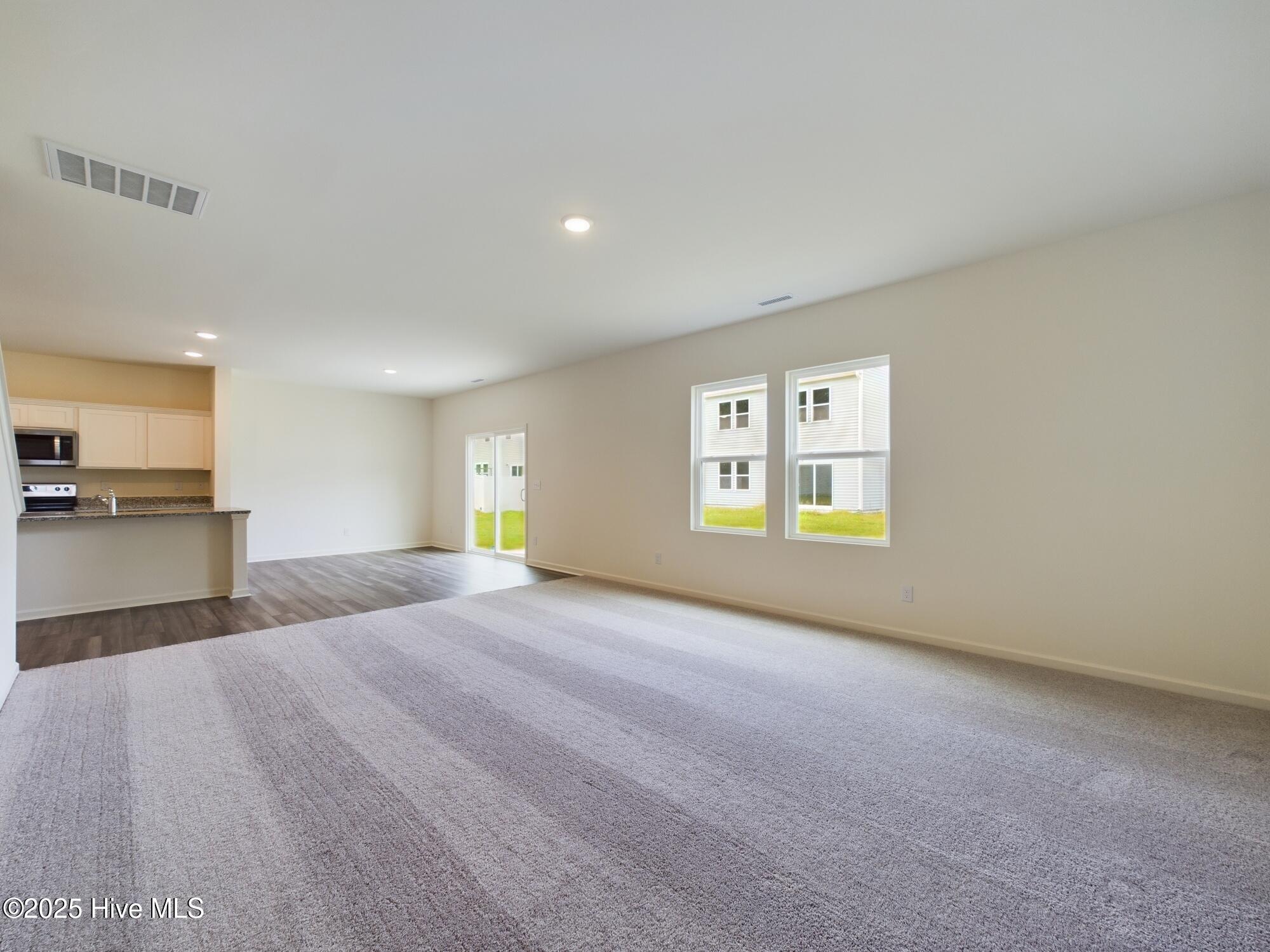 32 Moss Oaks Court Property Photo 27