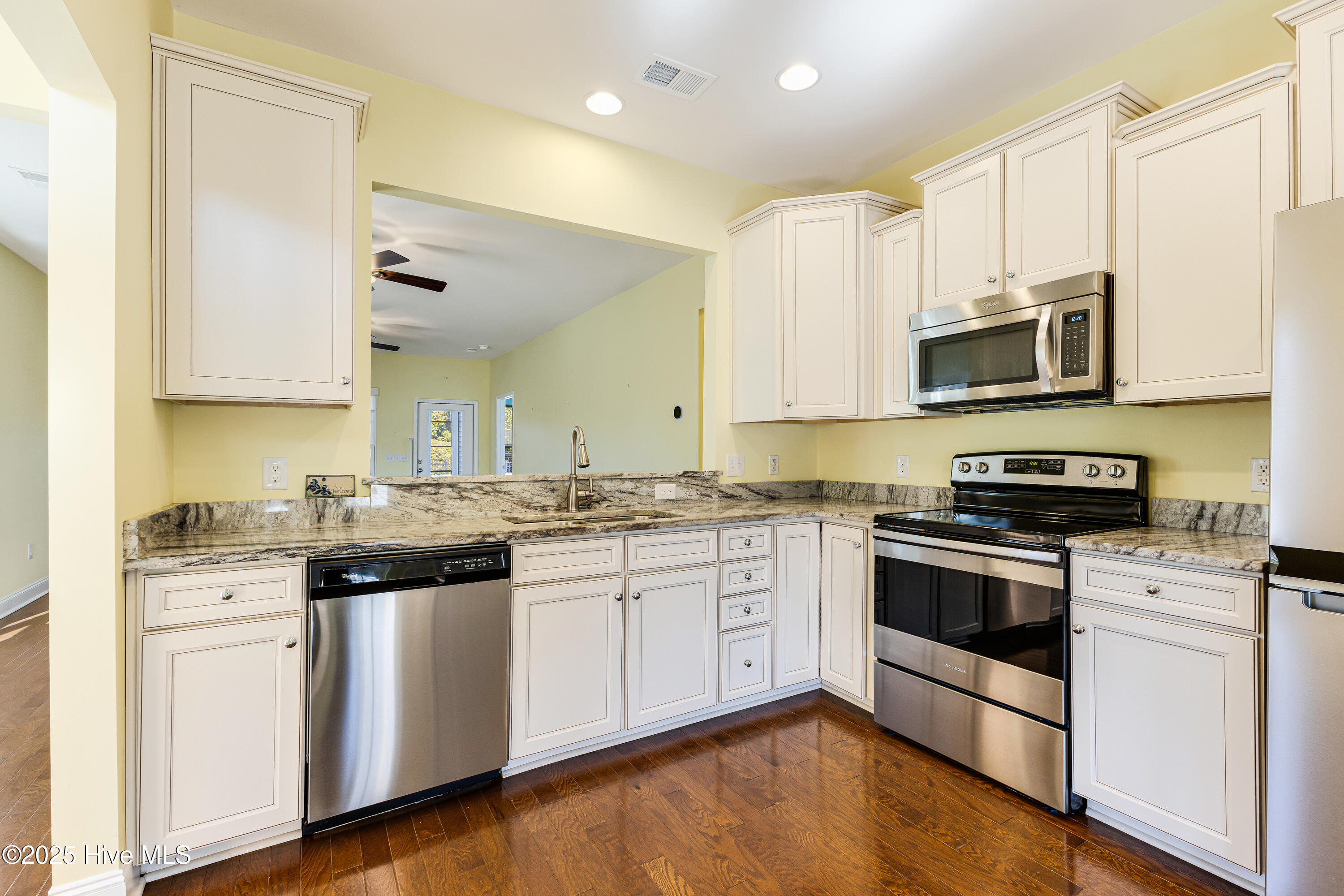 5206 Flank Court Property Photo 10