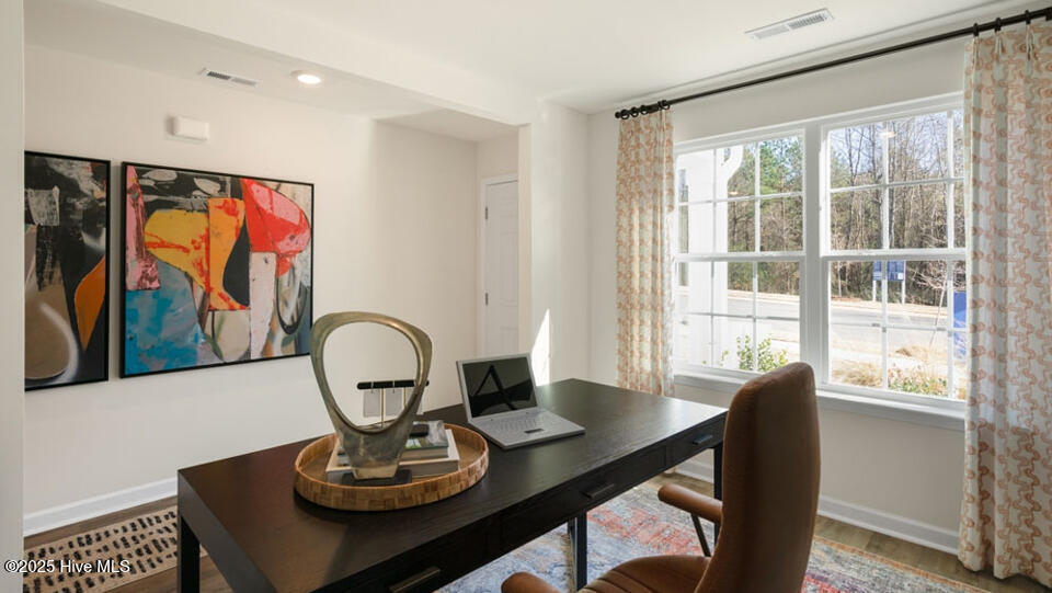 437 Citron Street Property Photo 4