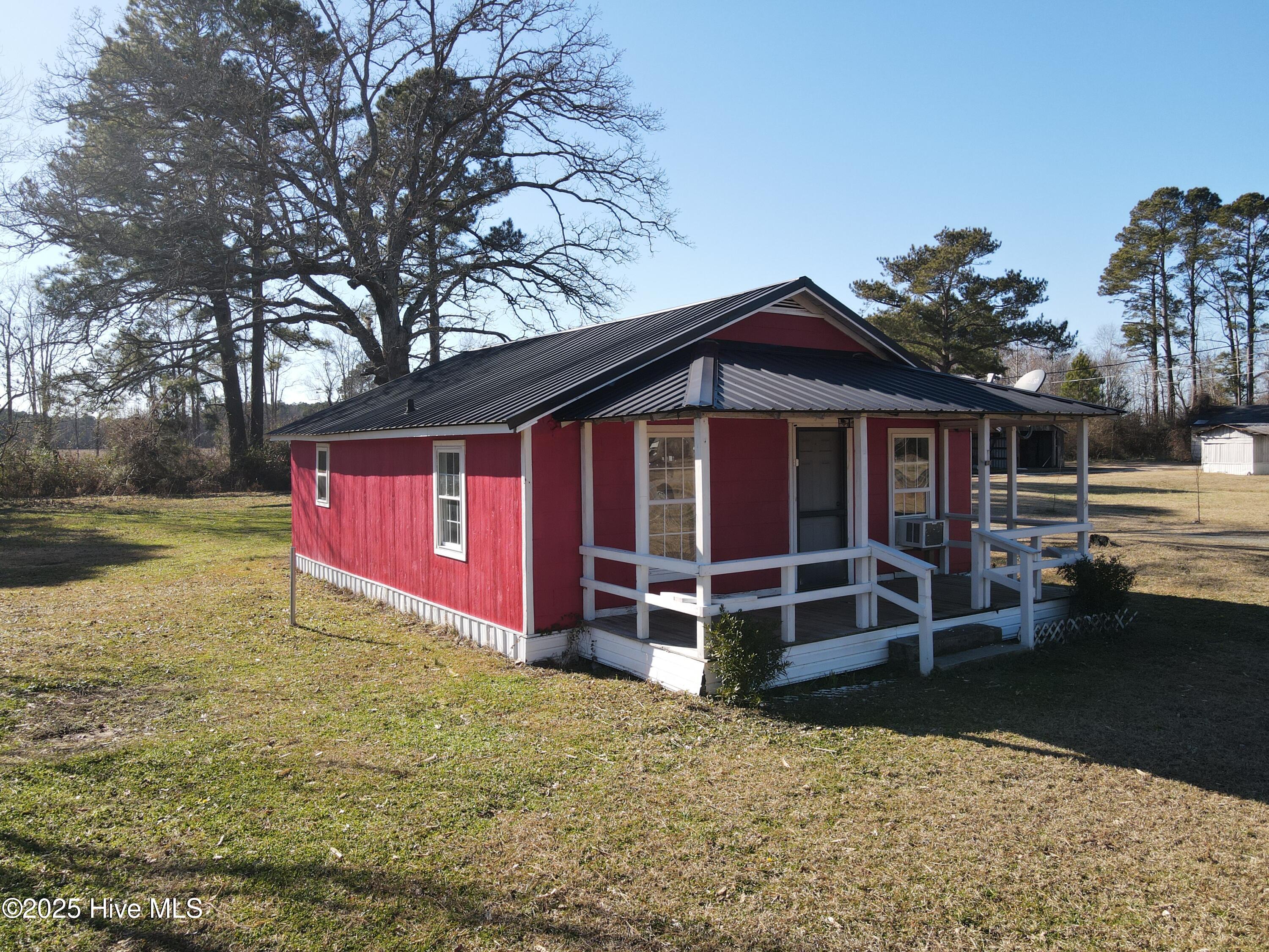 2625 Nc Highway 210 Property Photo