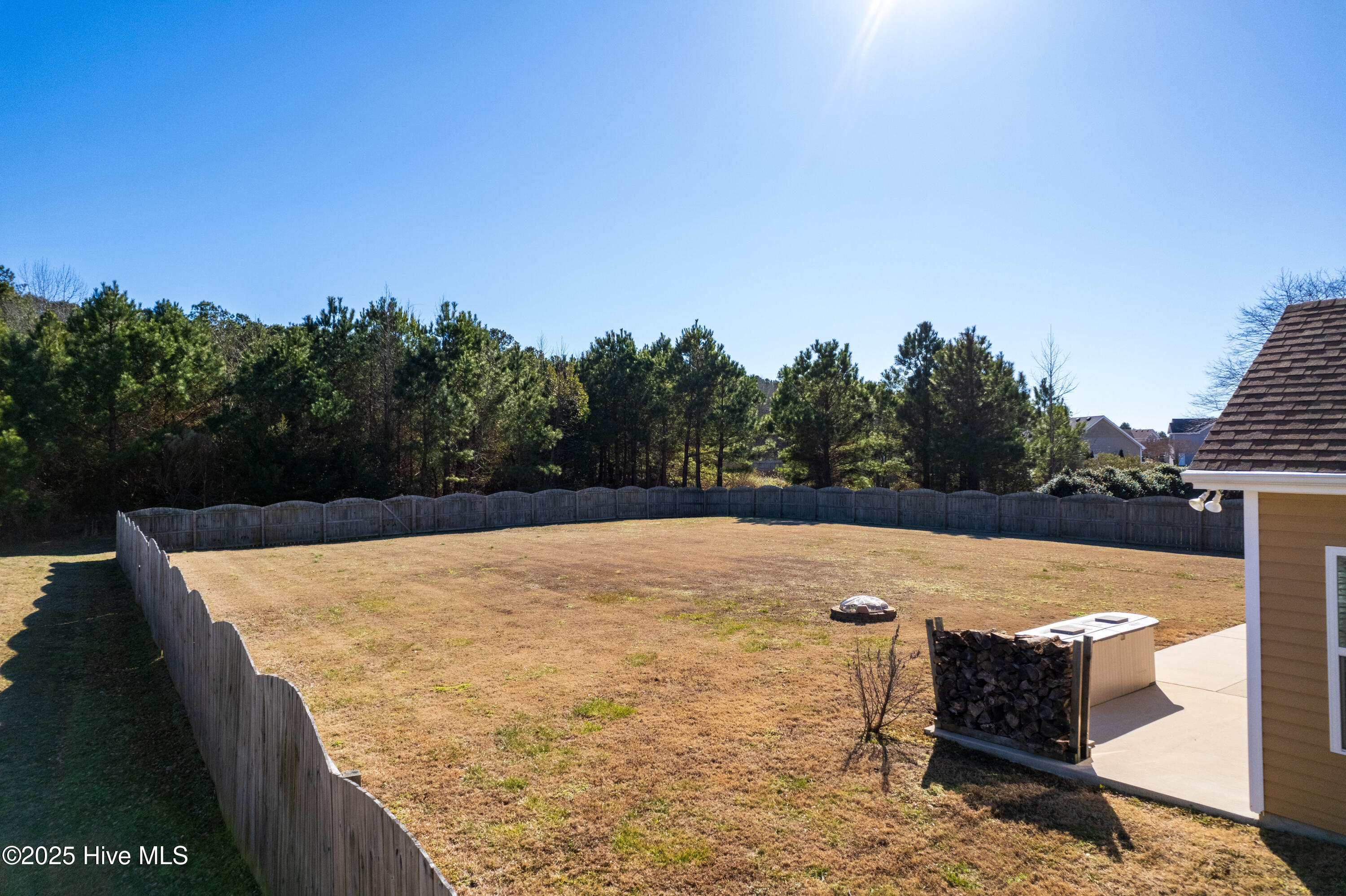 123 Laurel Woods Boulevard Property Photo 11