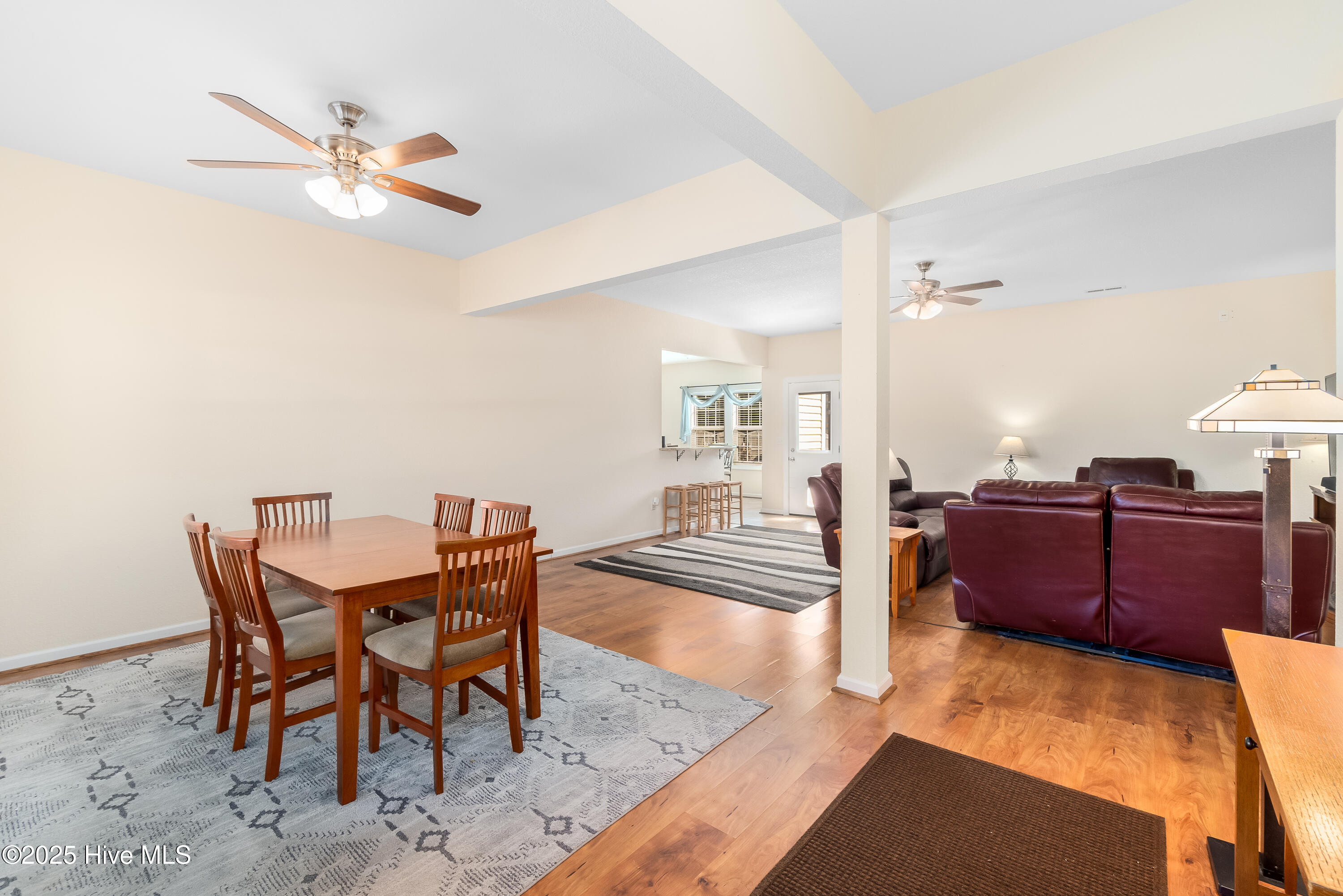 123 Laurel Woods Boulevard Property Photo 22