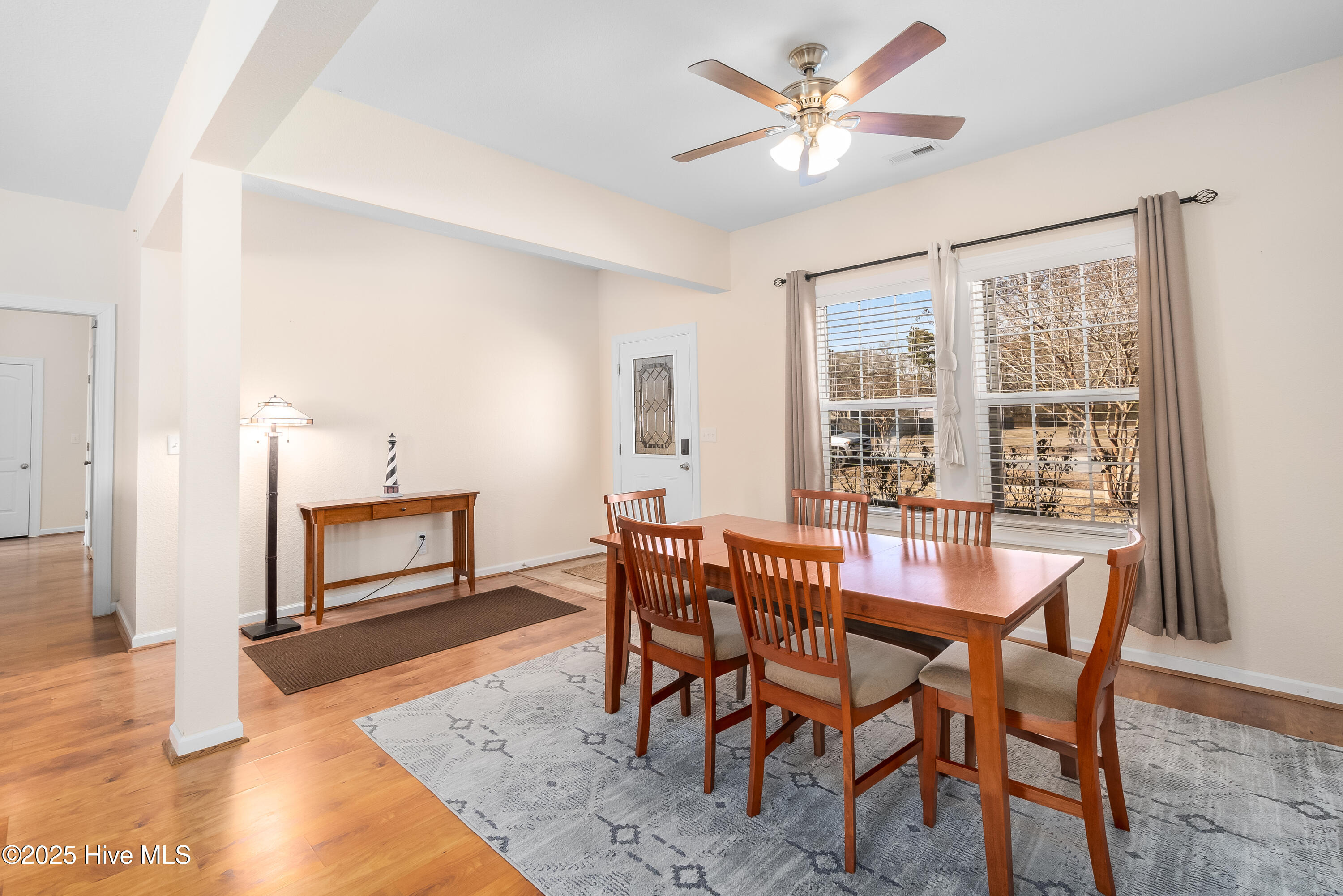 123 Laurel Woods Boulevard Property Photo 24