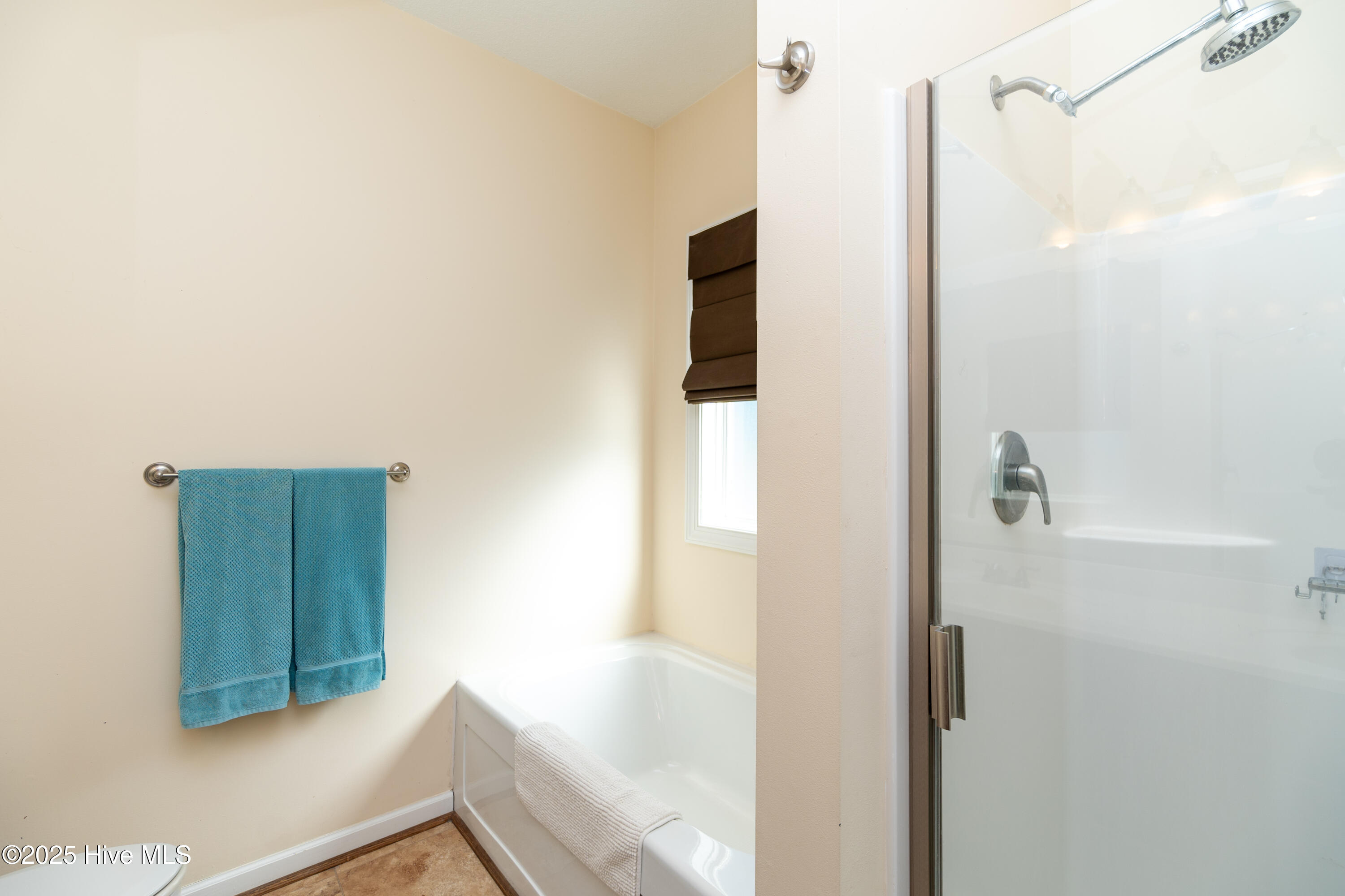 123 Laurel Woods Boulevard Property Photo 28