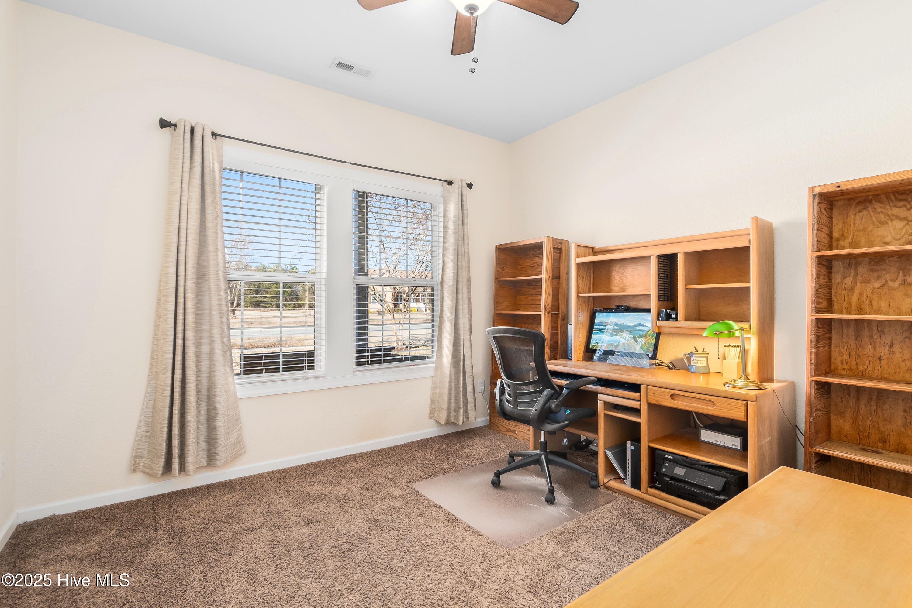 123 Laurel Woods Boulevard Property Photo 32