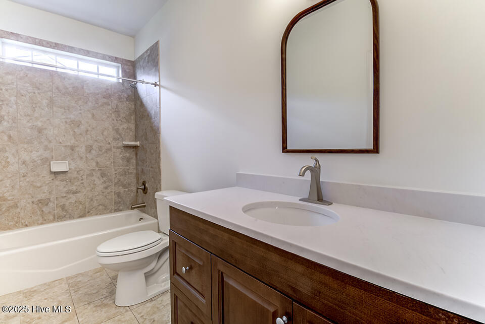 2173 Palm Pointe Property Photo 11