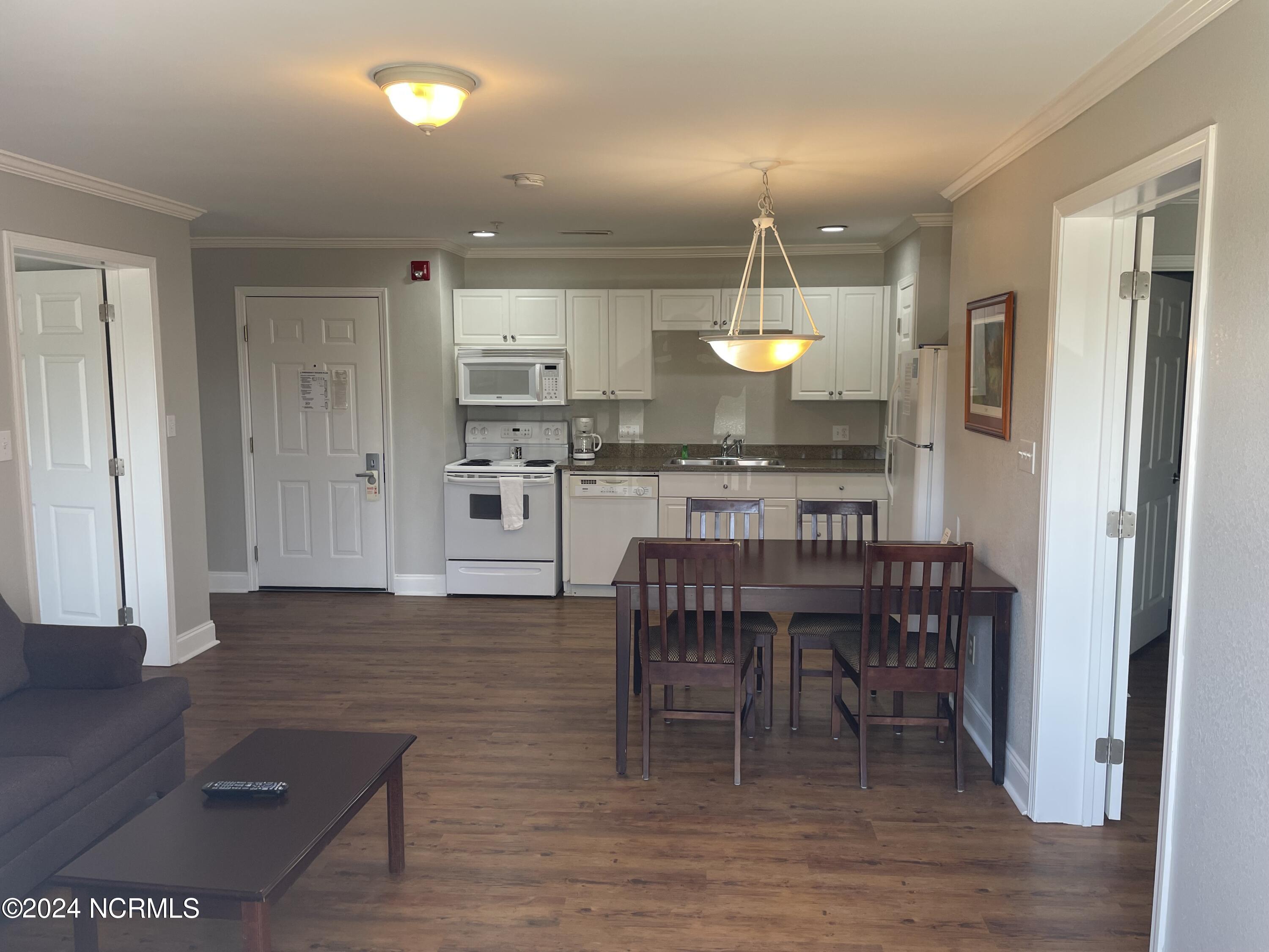 520 Little River Farm Boulevard C106 Property Photo 3