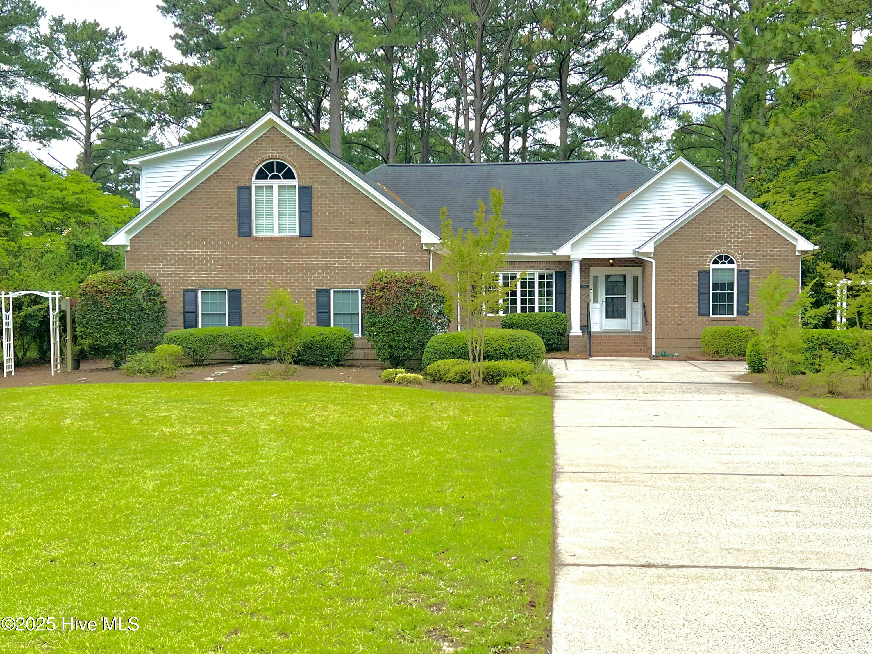 6104 Falcon Drive Property Photo 1