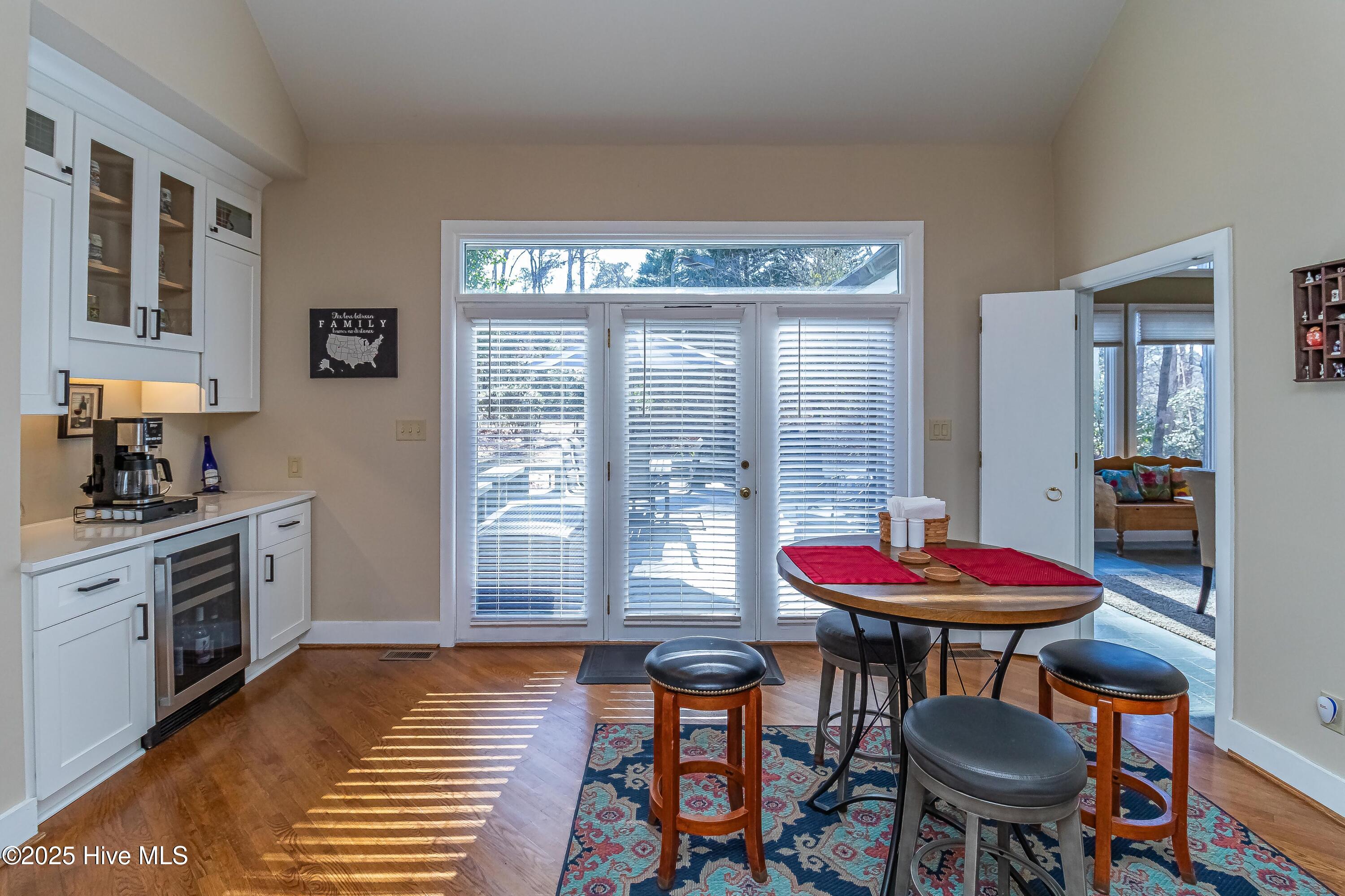 2715 Deerfield Lane Property Photo 15