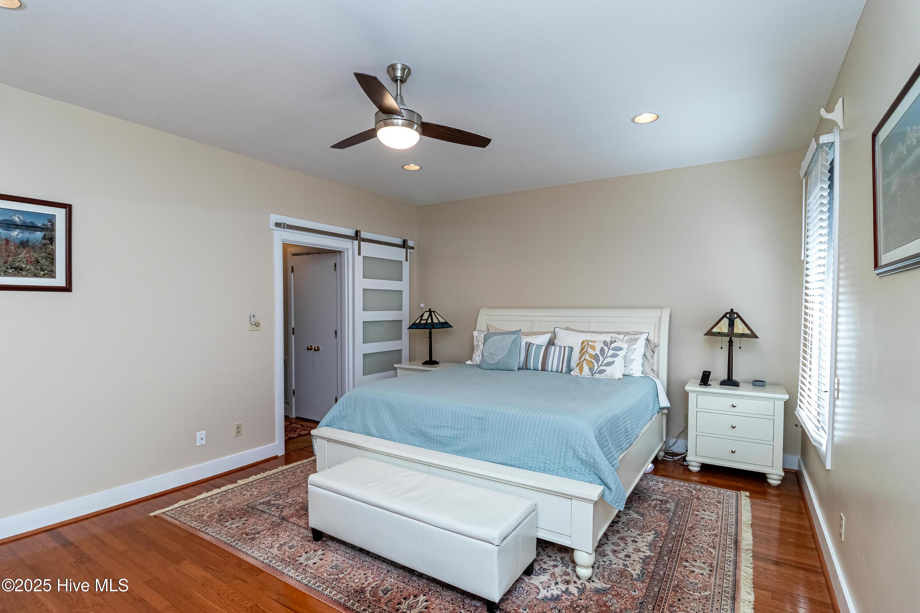 2715 Deerfield Lane Property Photo 16