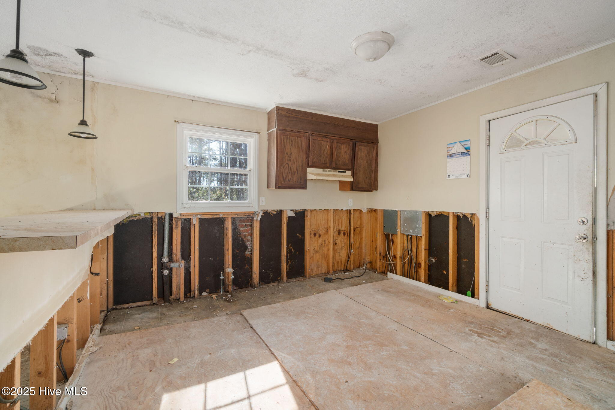 302 Highway 70 Williston Property Photo 10