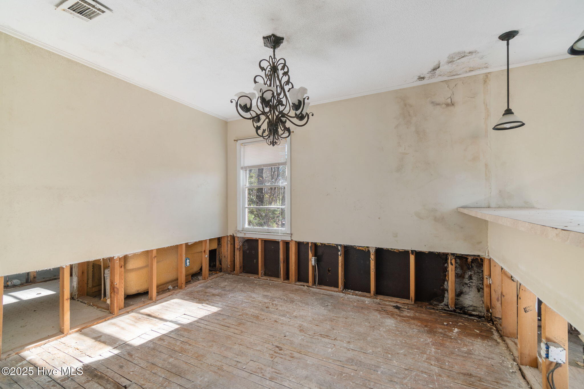 302 Highway 70 Williston Property Photo 11