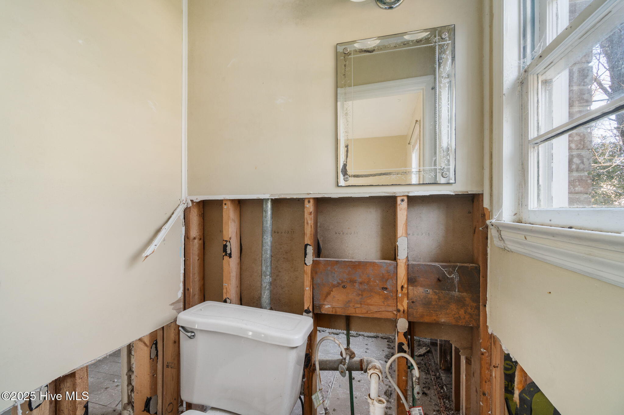 302 Highway 70 Williston Property Photo 14