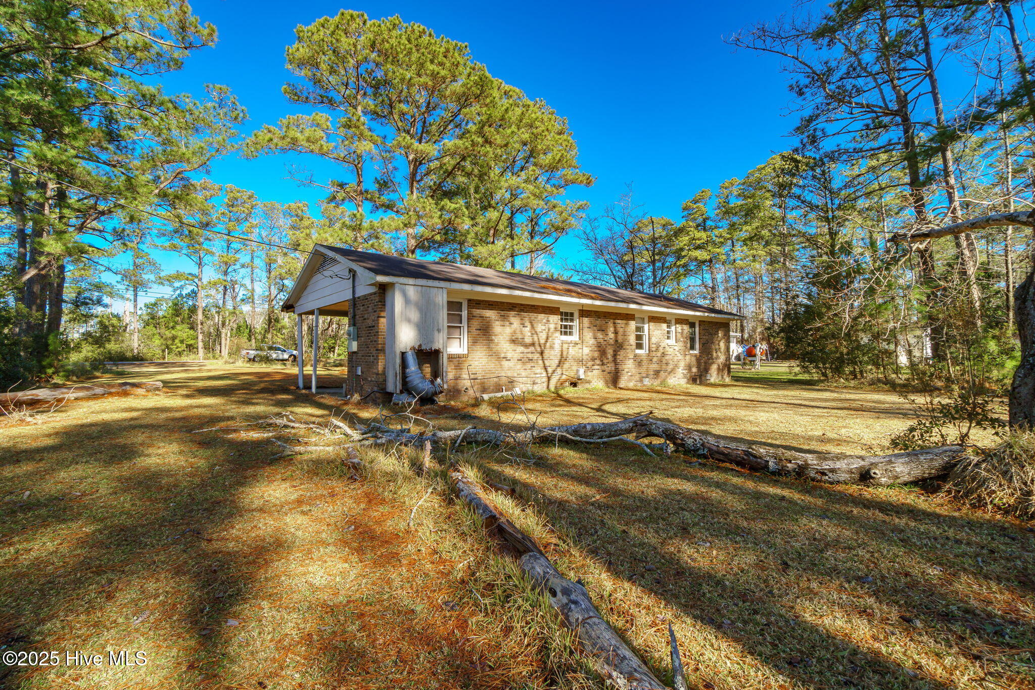 302 Highway 70 Williston Property Photo 25