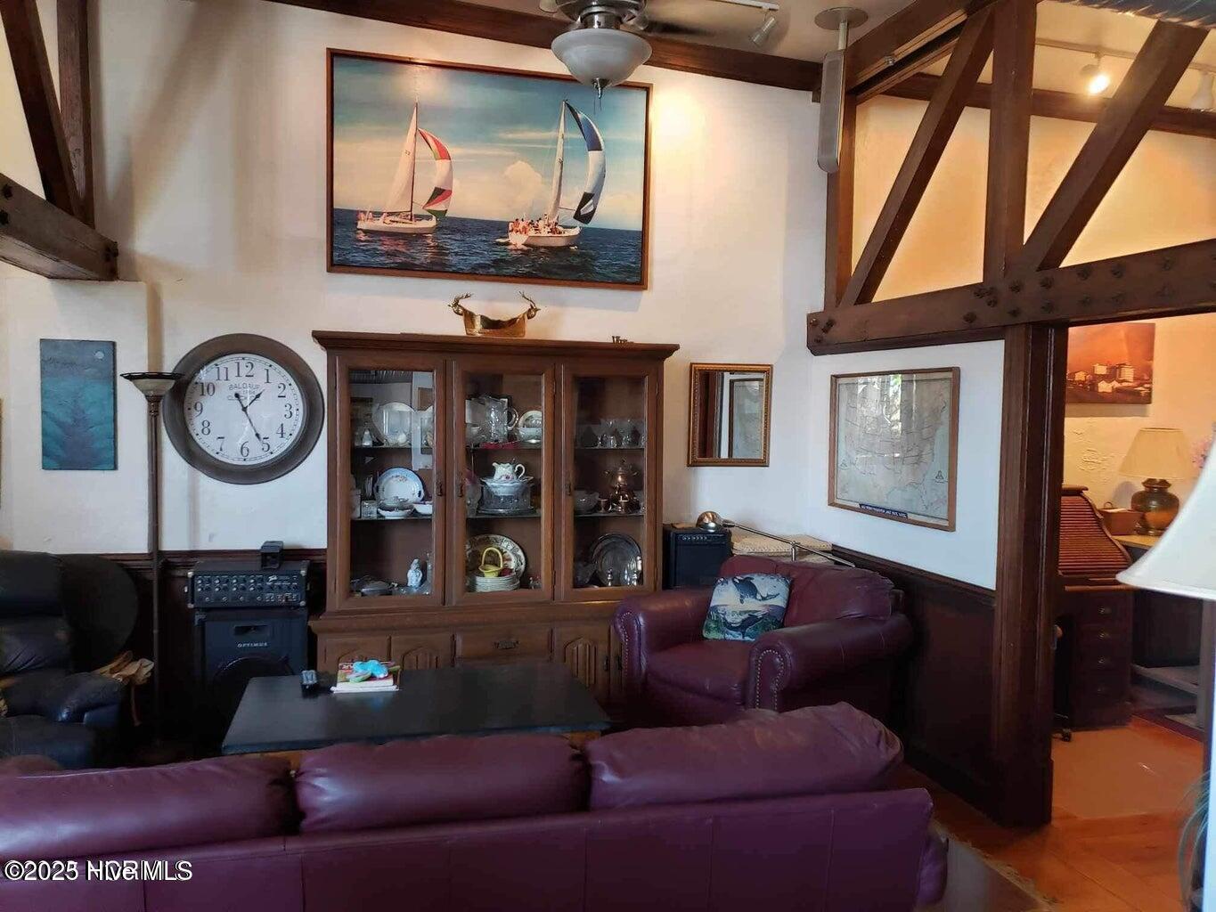 500 Arendell Street Property Photo 8