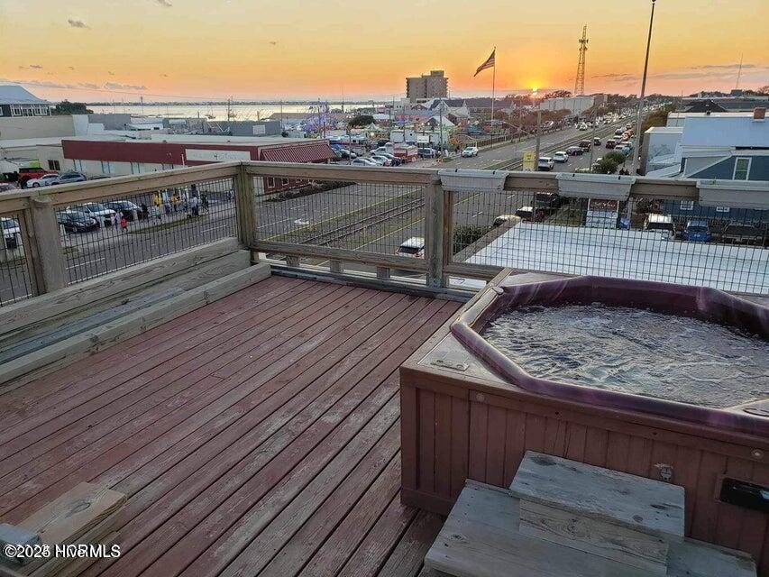 500 Arendell Street Property Photo 17