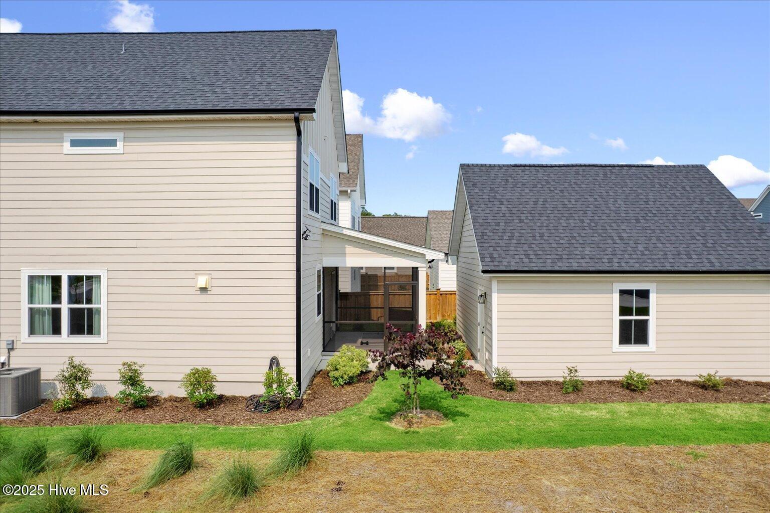 826 Trisail Terrace Property Photo 44