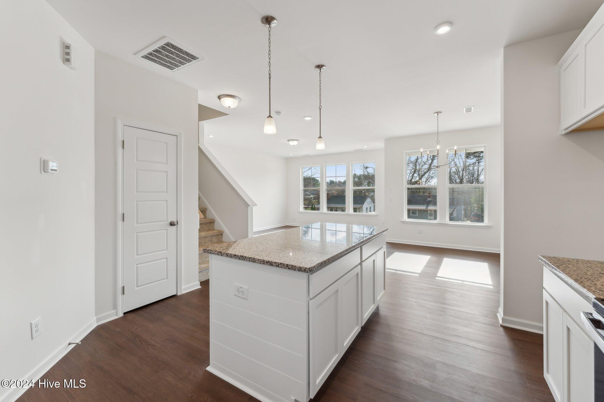 1427 Goldsboro Avenue Property Photo 10