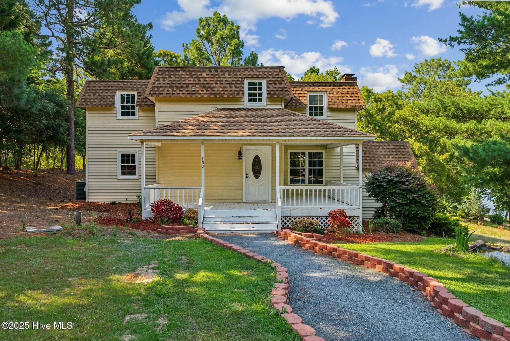 103 Cardinal Lane Property Photo