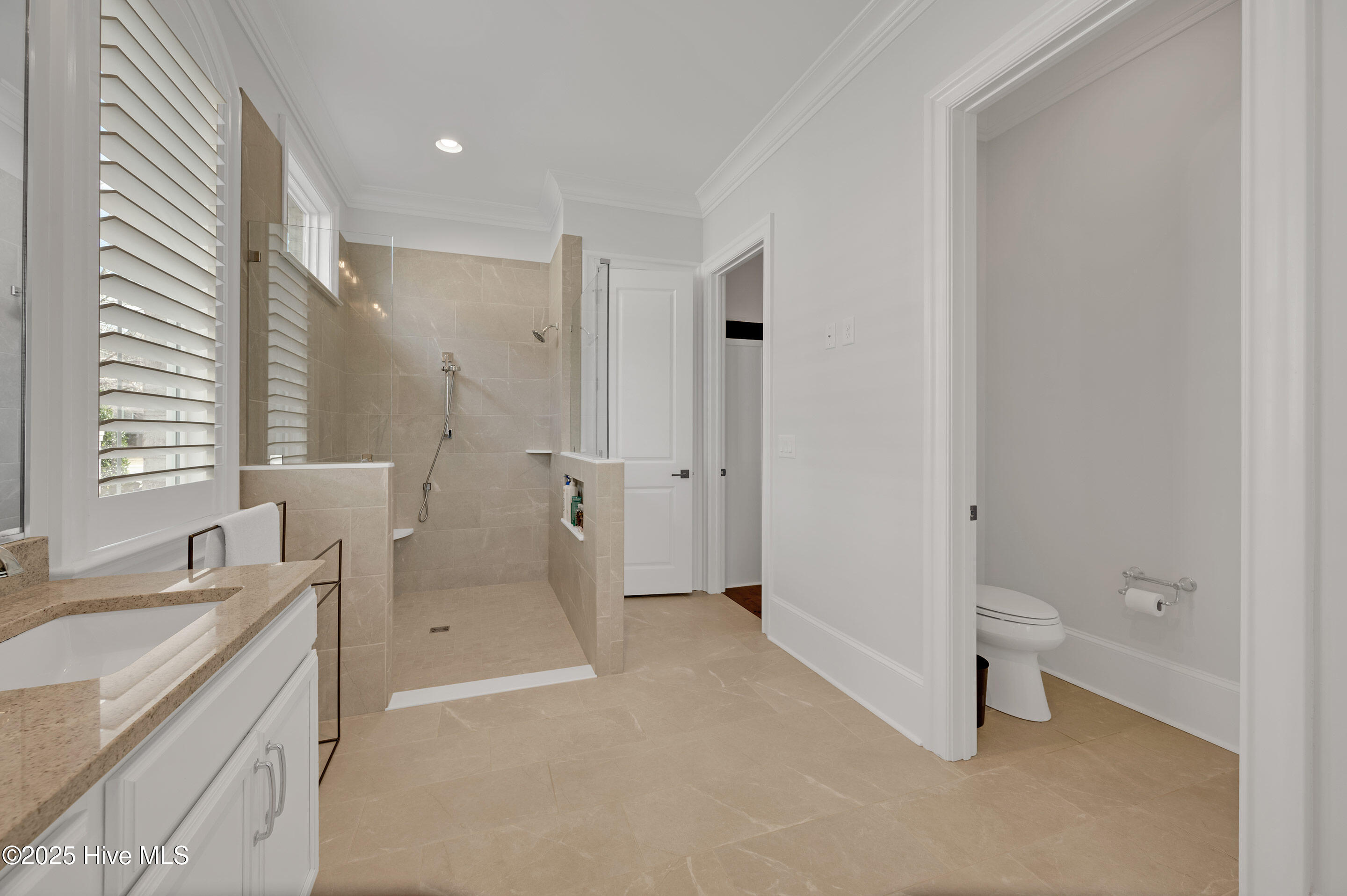 3700 Ashford Place Property Photo 28