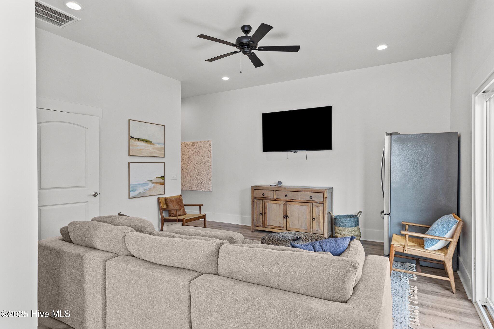 1903 Emerald Drive Property Photo 37