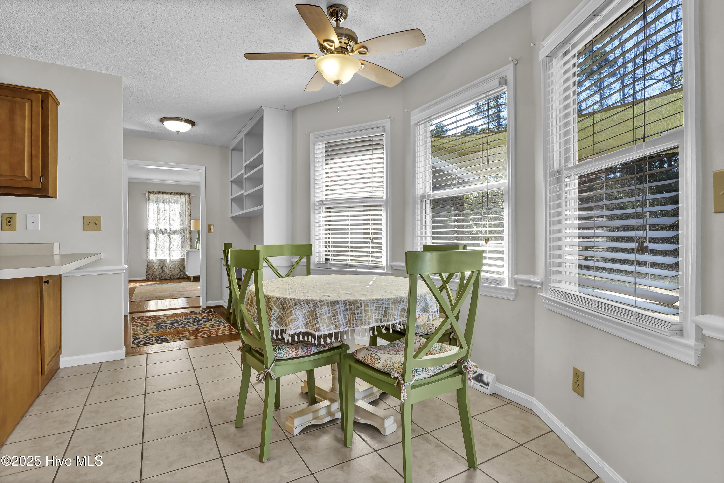 254 La Salle Street Property Photo 13