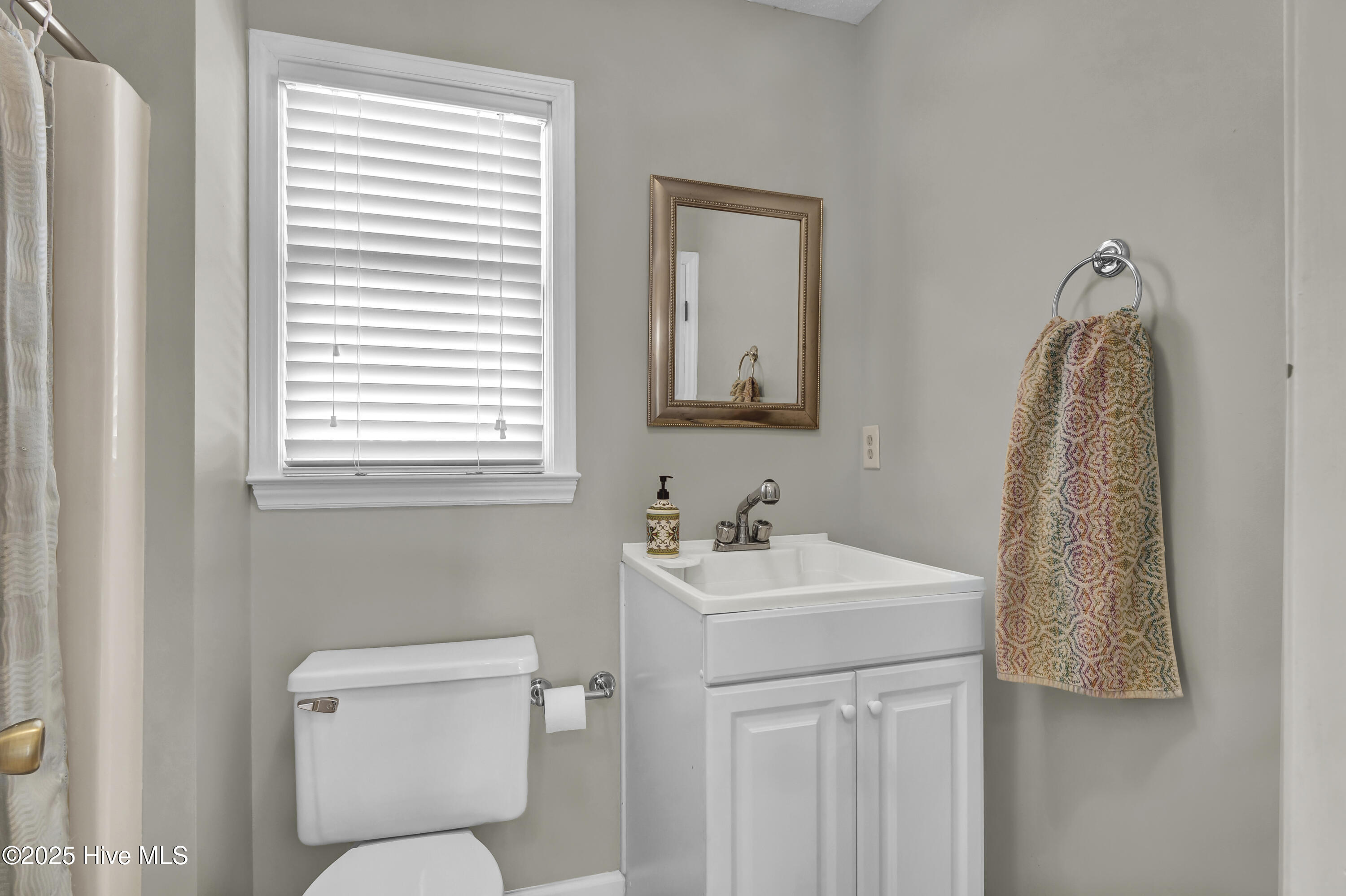 254 La Salle Street Property Photo 18