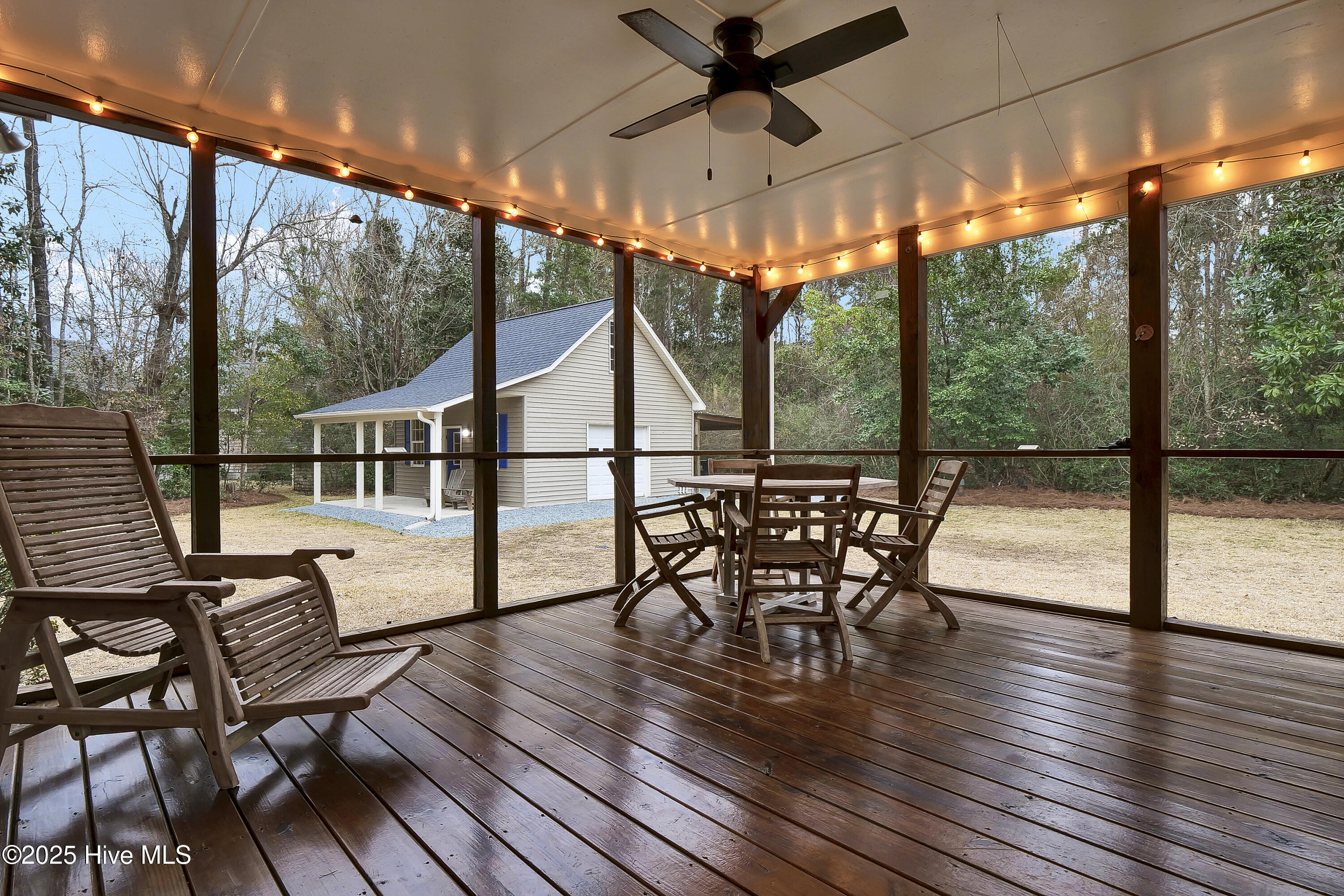 254 La Salle Street Property Photo 42