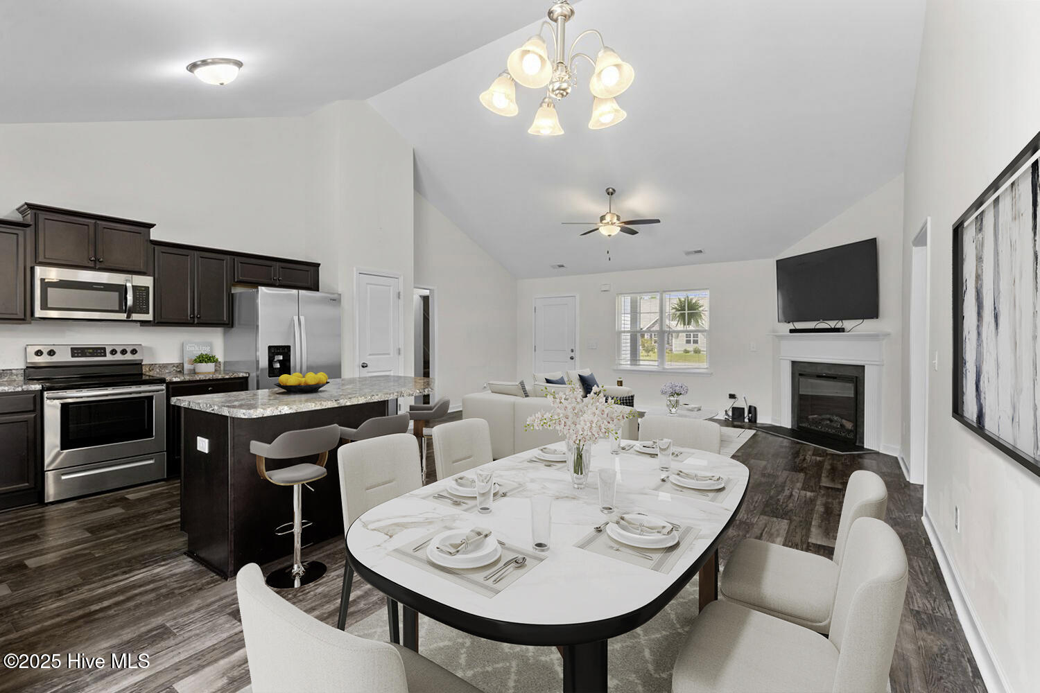 103 Gooseberry Court Property Photo 10