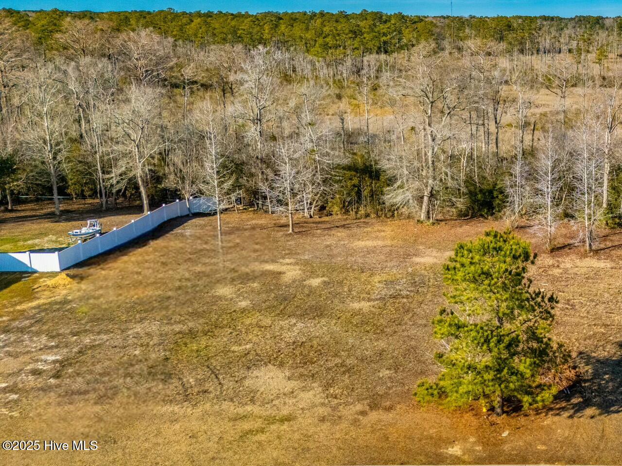 326 Levies Landing Property Photo 2