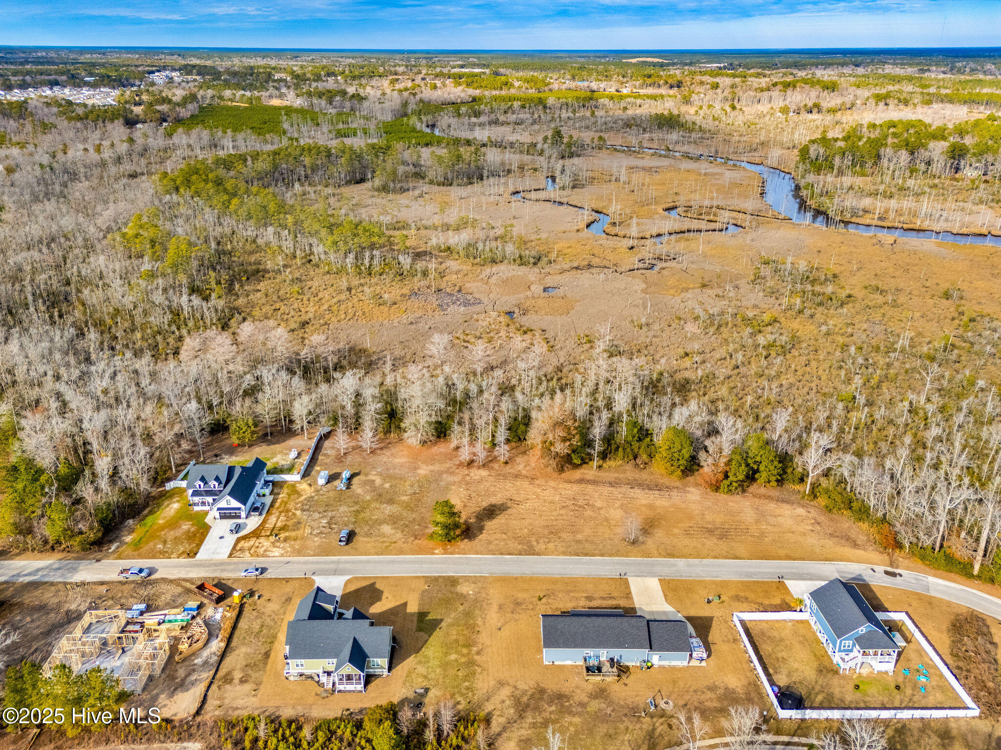 326 Levies Landing Property Photo 3