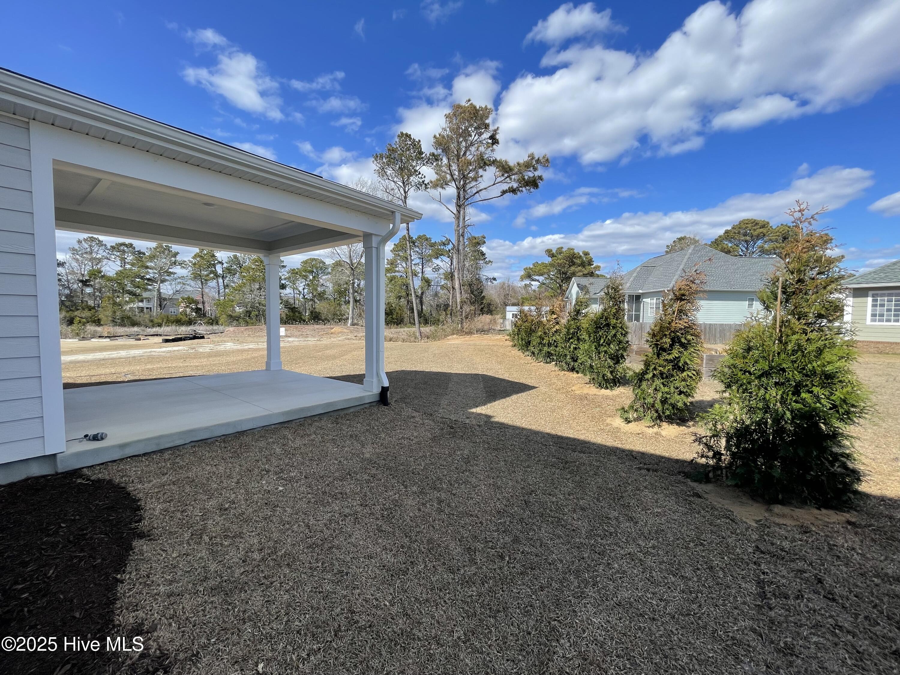660 Fishermans Point Property Photo 4
