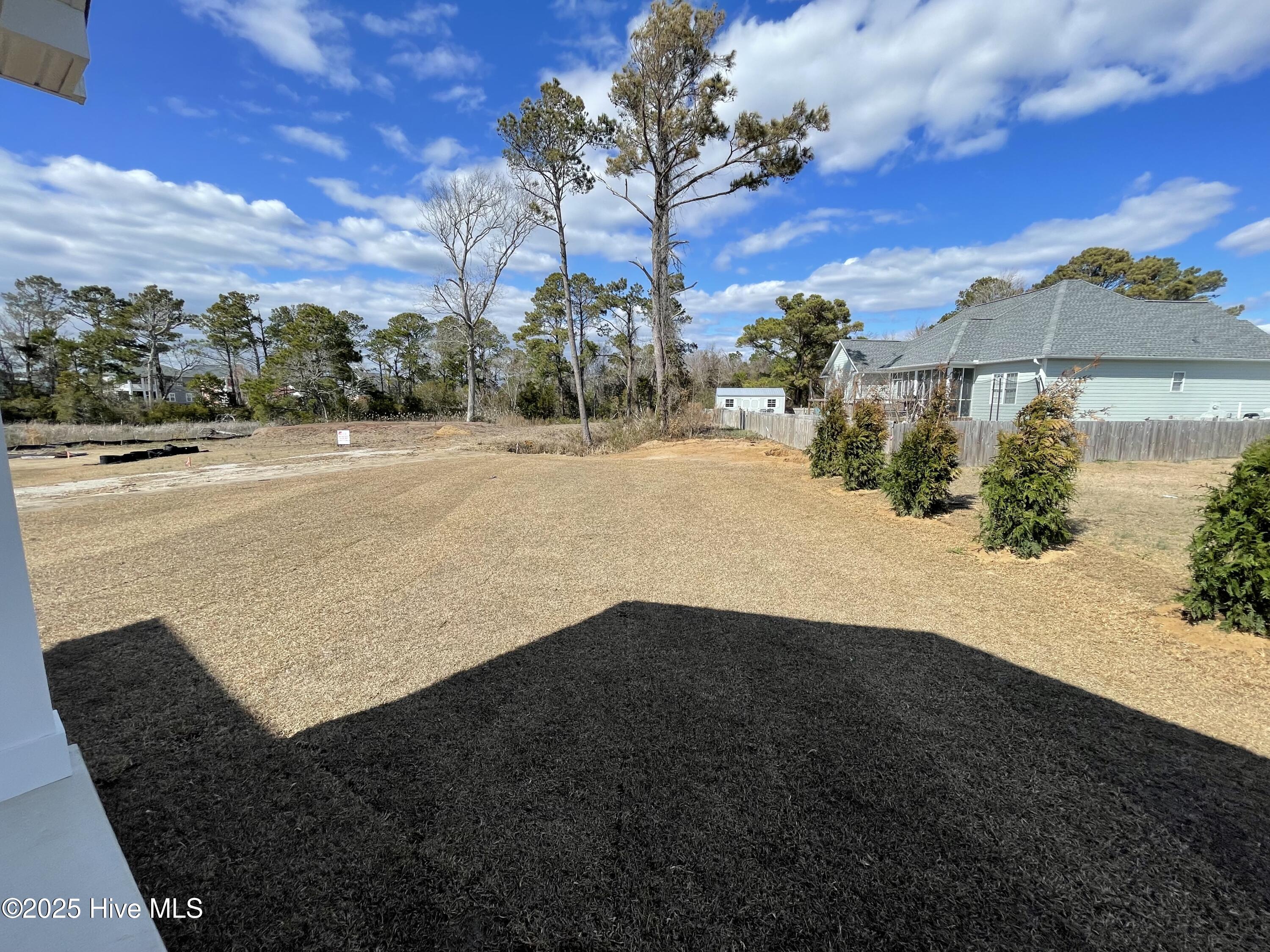 660 Fishermans Point Property Photo 6