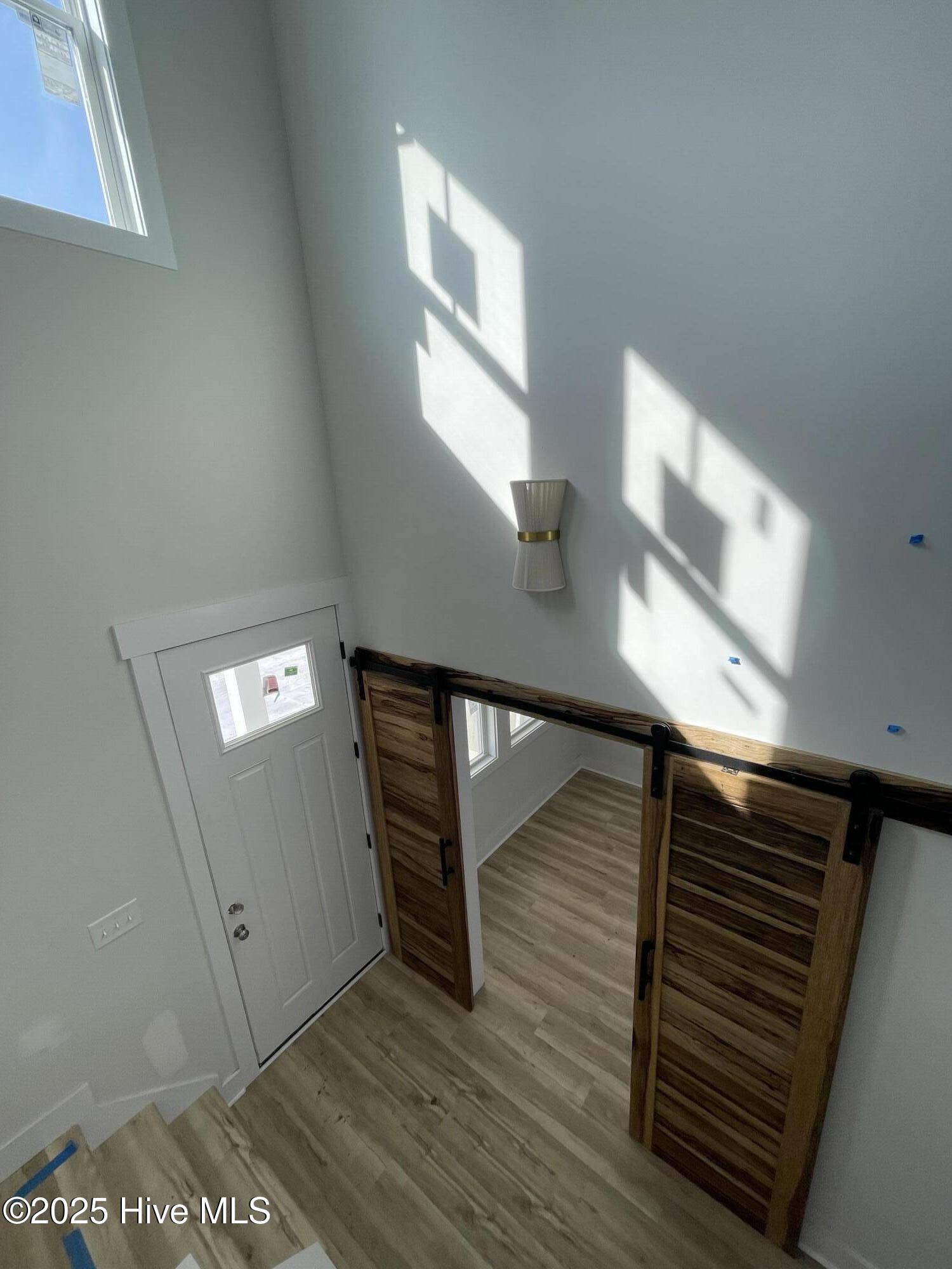 660 Fishermans Point Property Photo 10