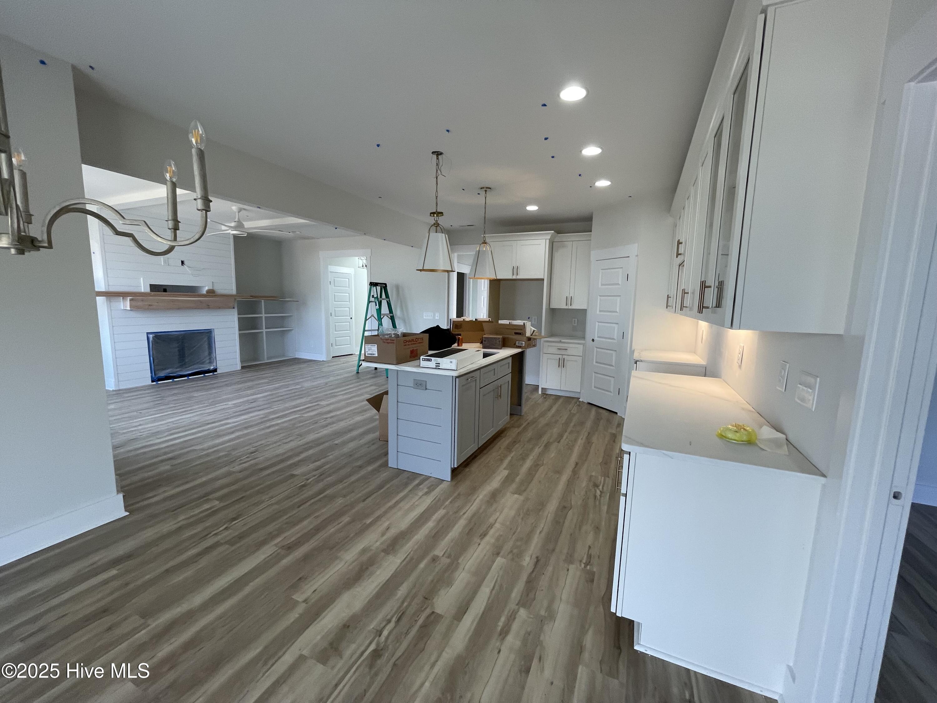 660 Fishermans Point Property Photo 12