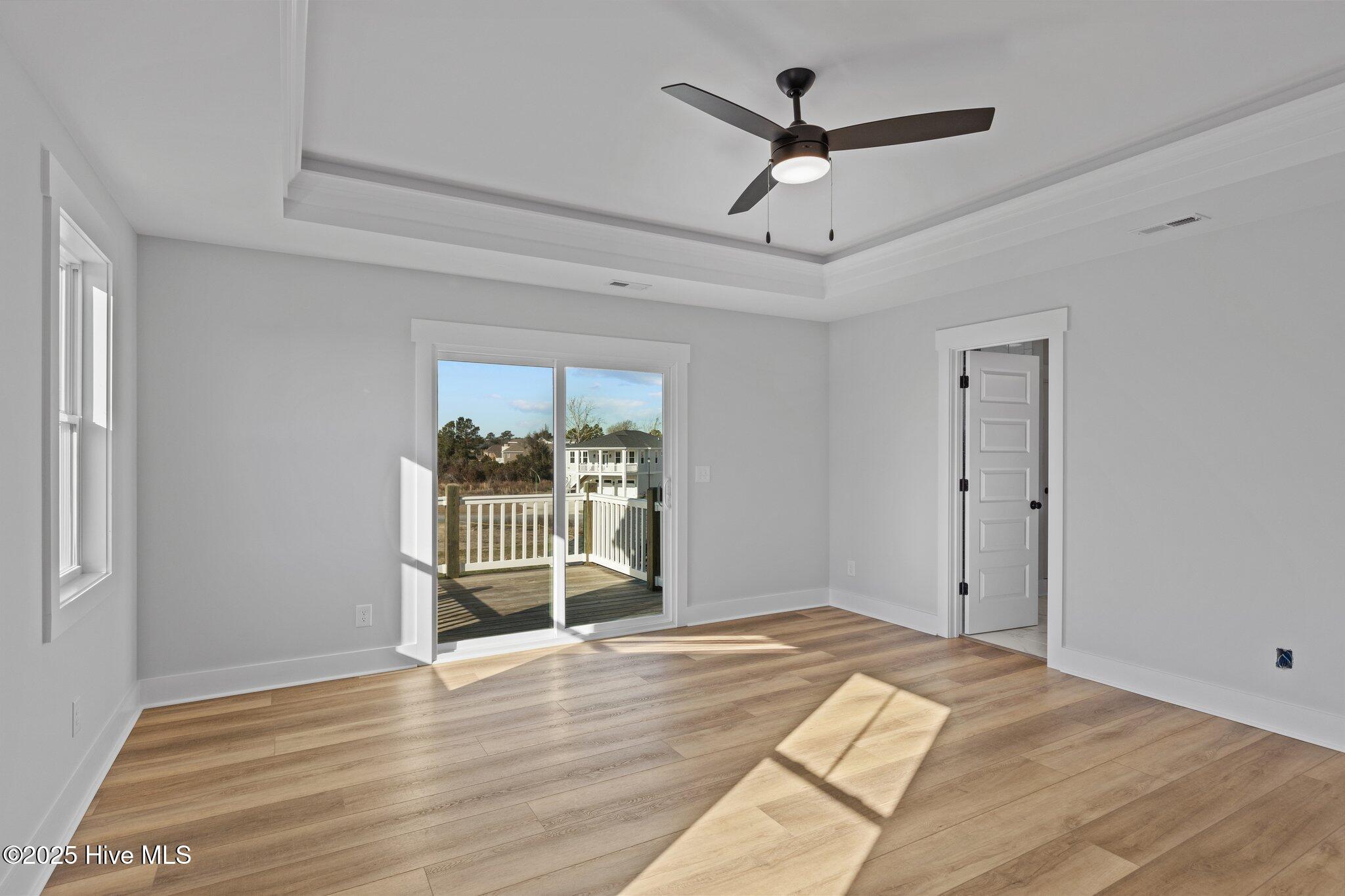 660 Fishermans Point Property Photo 49