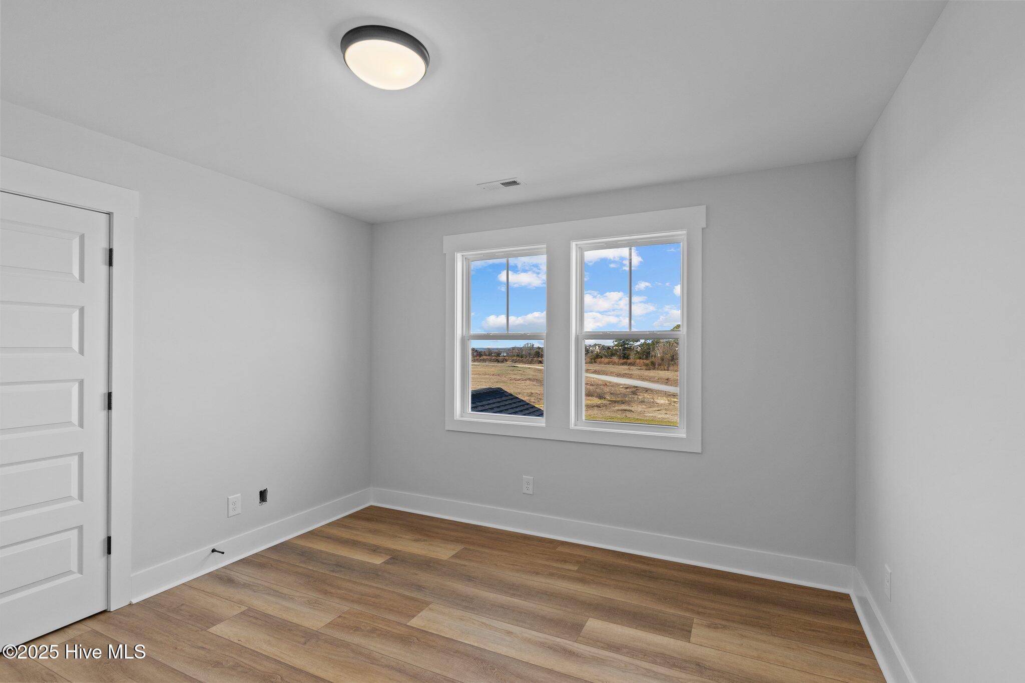 660 Fishermans Point Property Photo 58