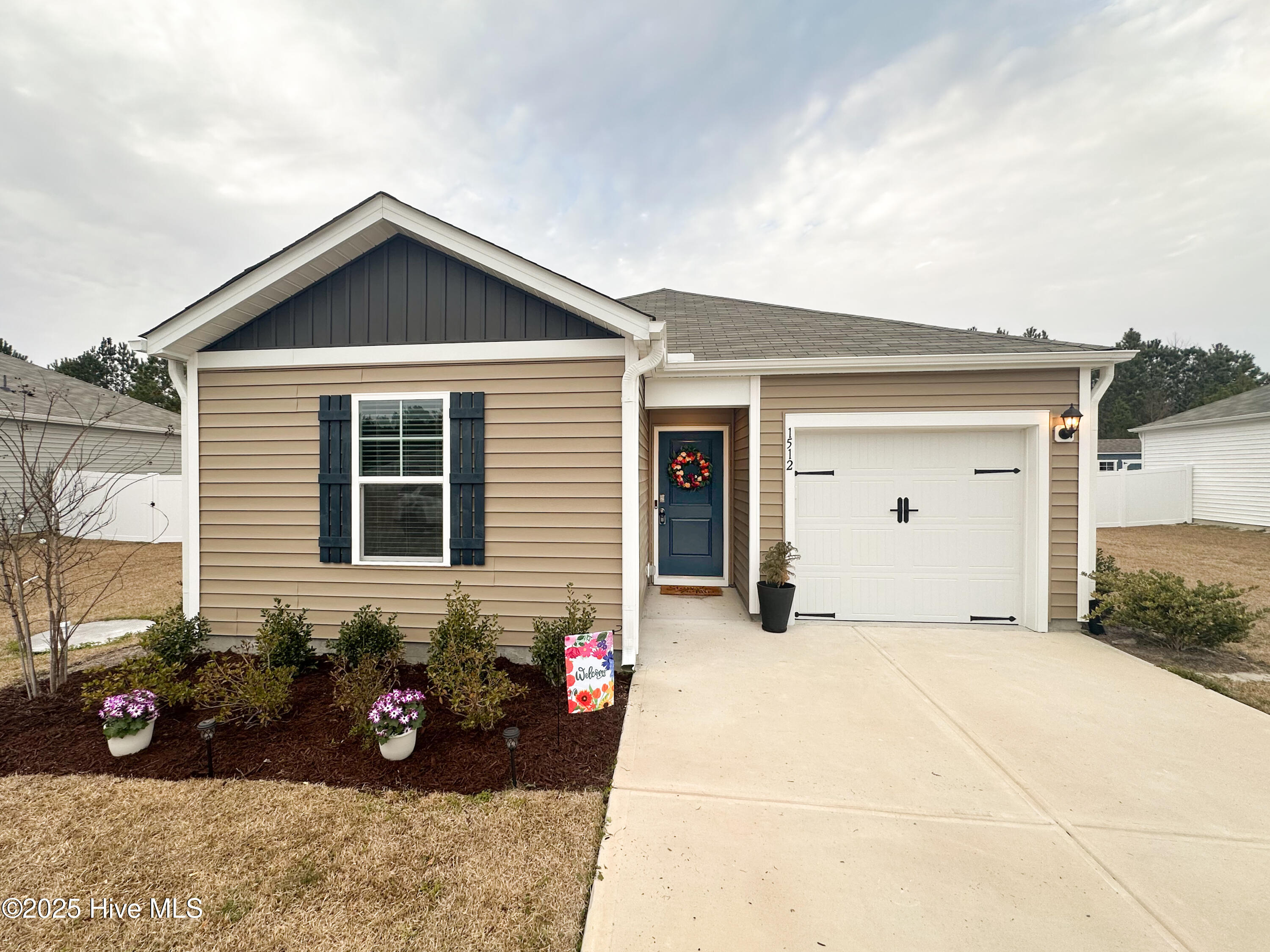 1512 E Black Squirrel Lane Property Photo